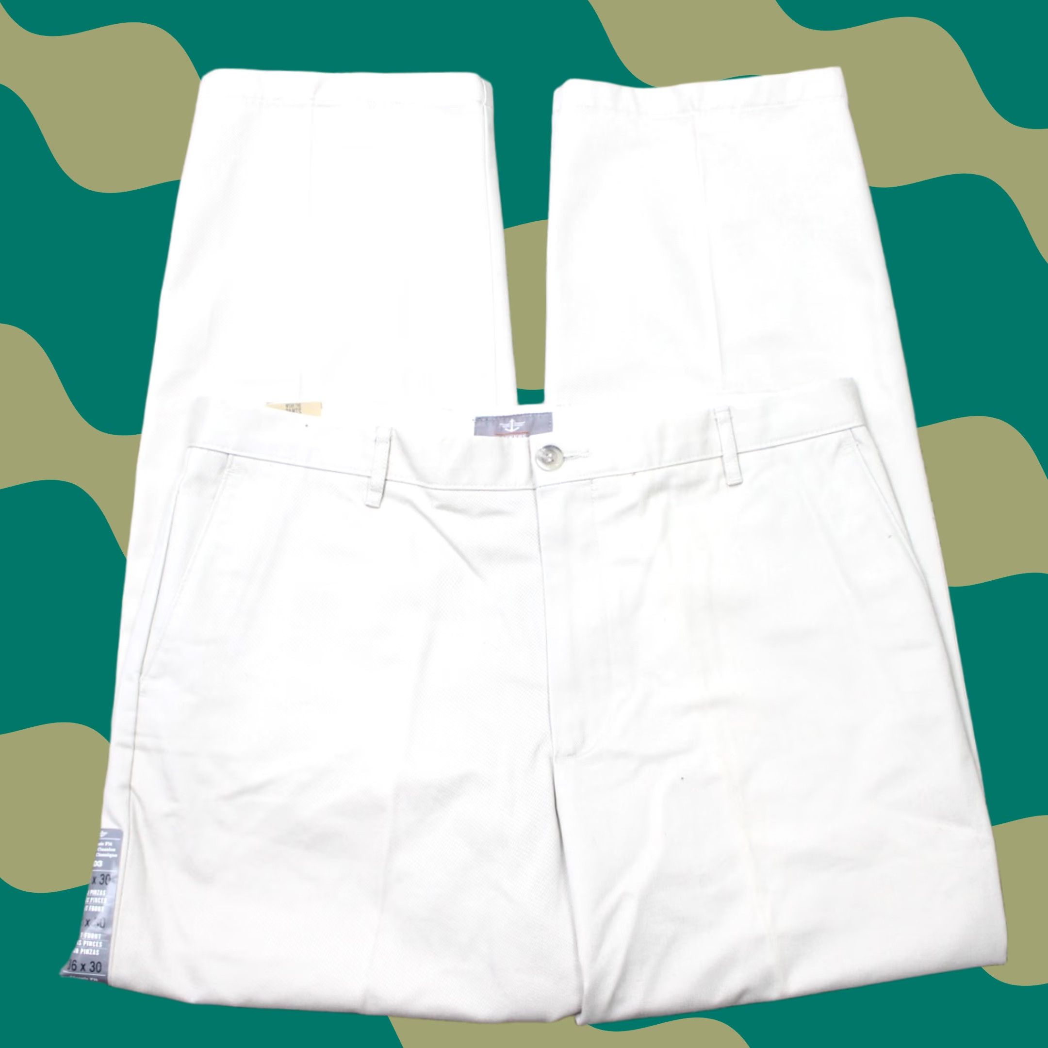 Dockers Dockers Pants Mens 36x30 Beige D3 Classic Fit Chino Flat Front 100% Cotton Size US 36 / EU 52 - 1 Thumbnail