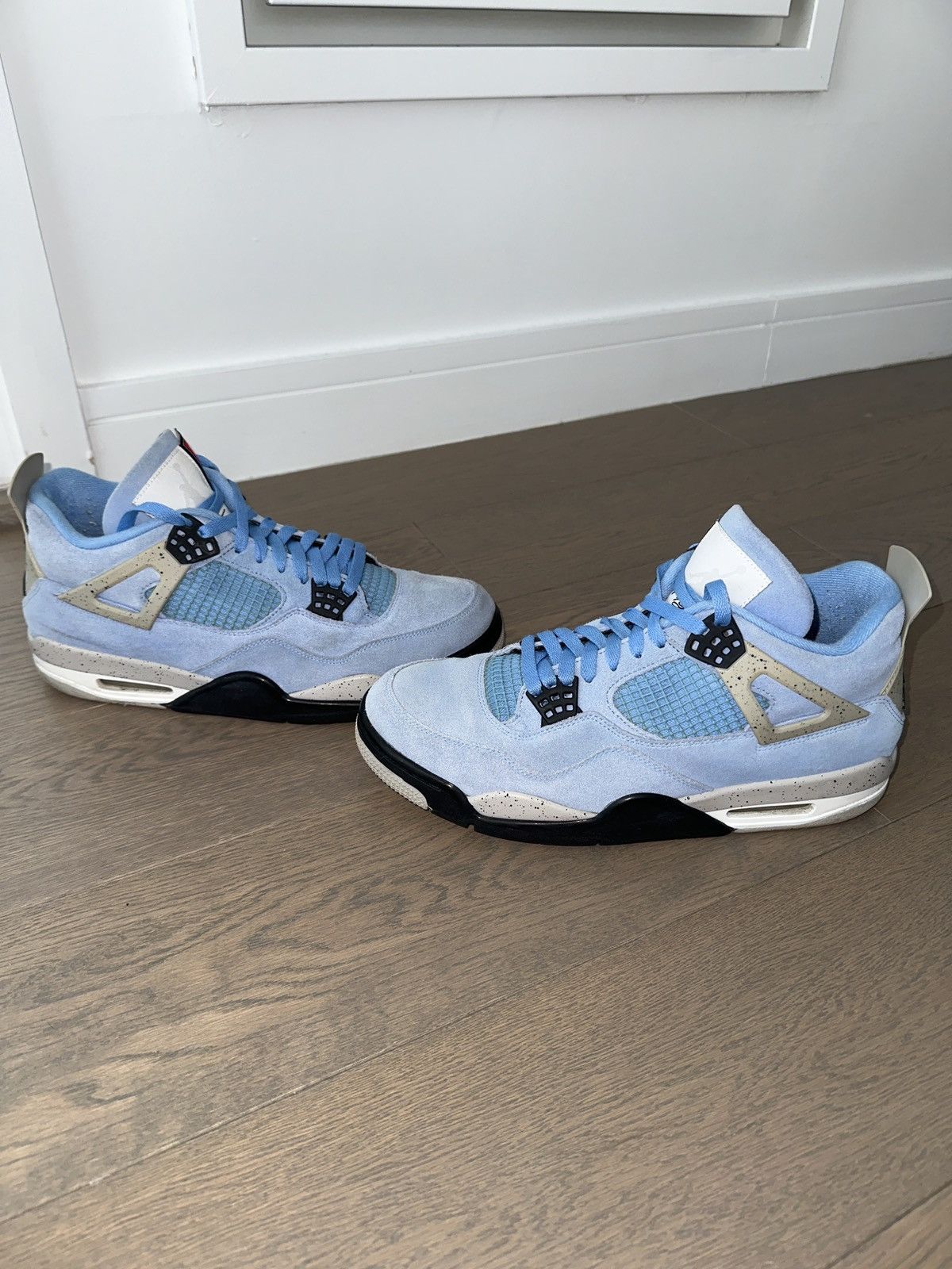 Jordan Brand Jordan 4 University blue Size US 11.5 / EU 44-45 - 1 Thumbnail