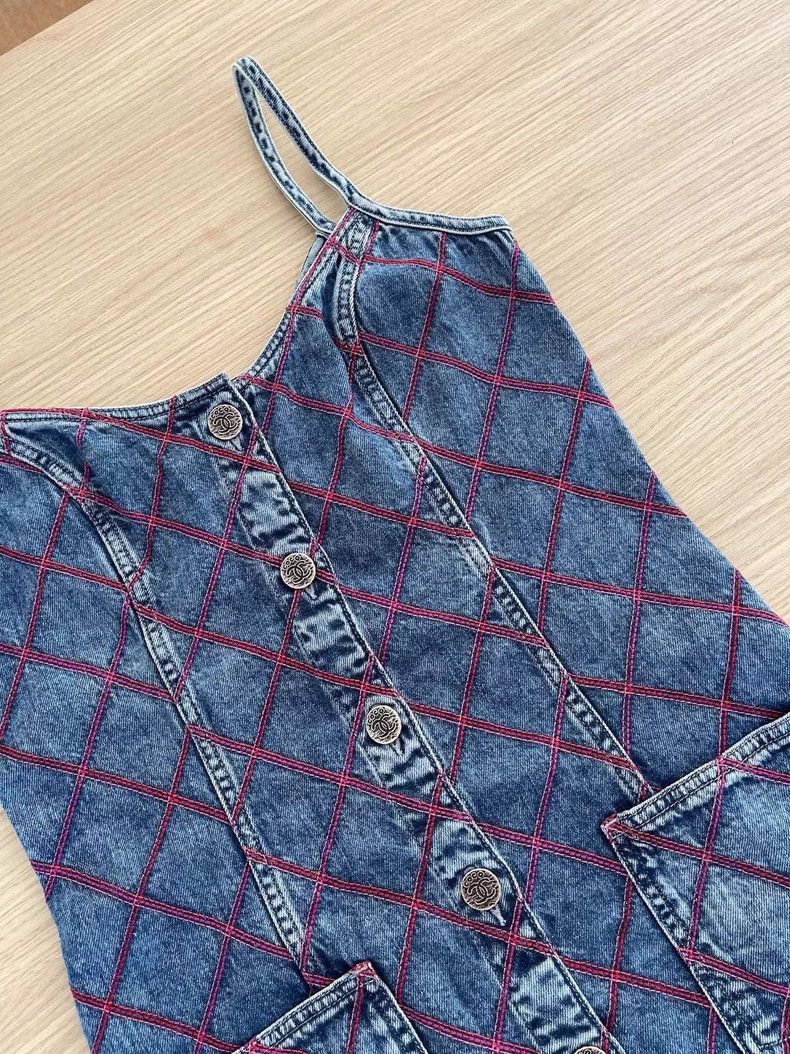 Chanel Chanel 22m beach series pink plaid denim suspender skirt Size XS / US 0-2 / IT 36-38 - 4 Thumbnail