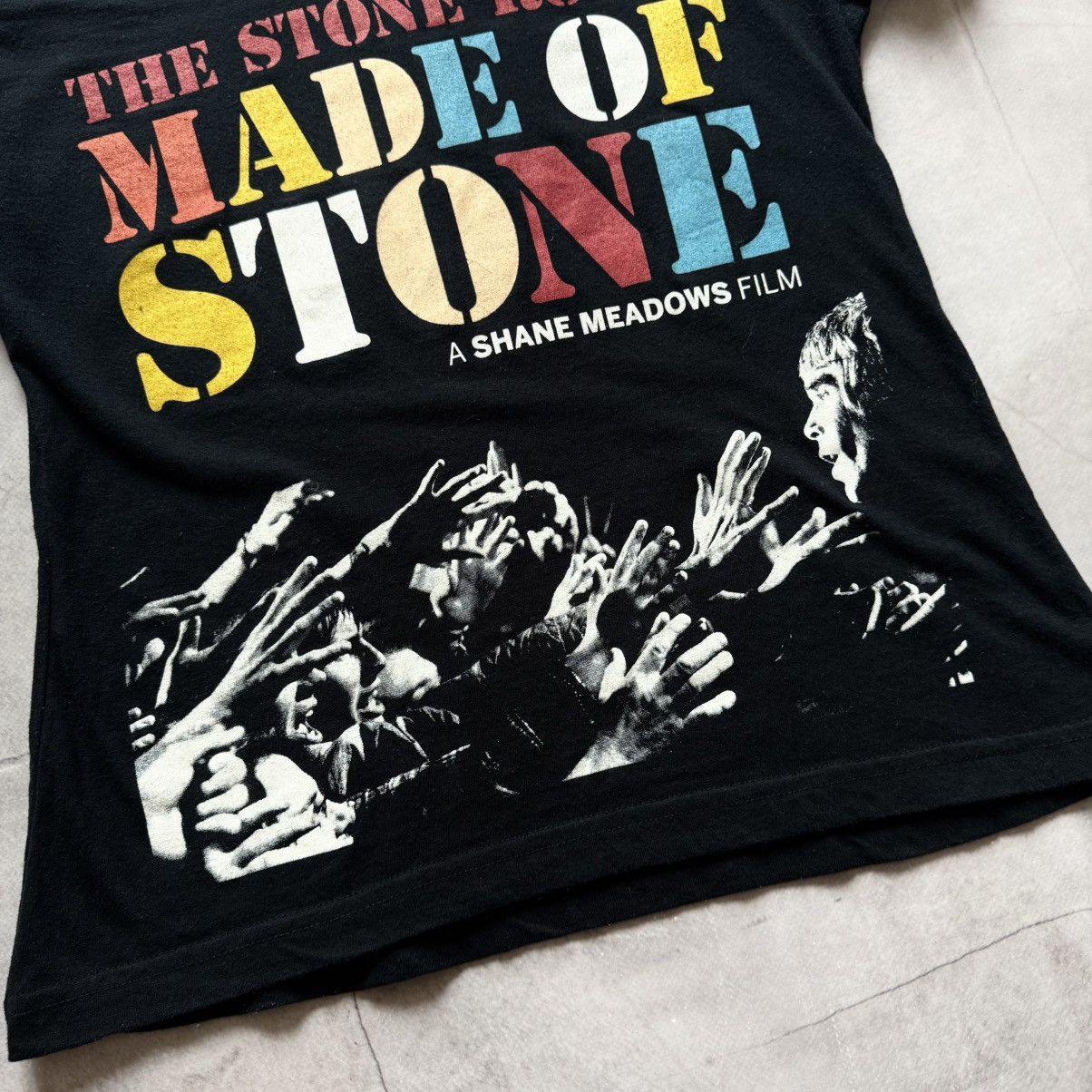 Band Tees The Stone Roses Made Of Stone Big Logo T-shirt Tee Y2K Size M / US 6-8 / IT 42-44 - 2 Thumbnail