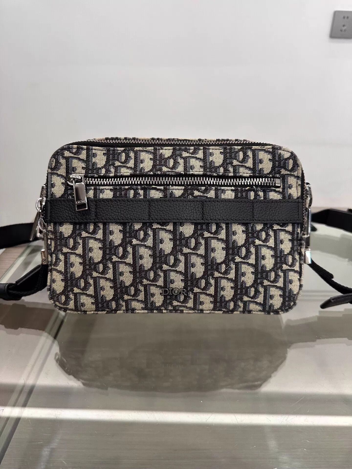 Dior Patterned Crossbody Bag with Black Accents Size ONE SIZE - 1 Thumbnail