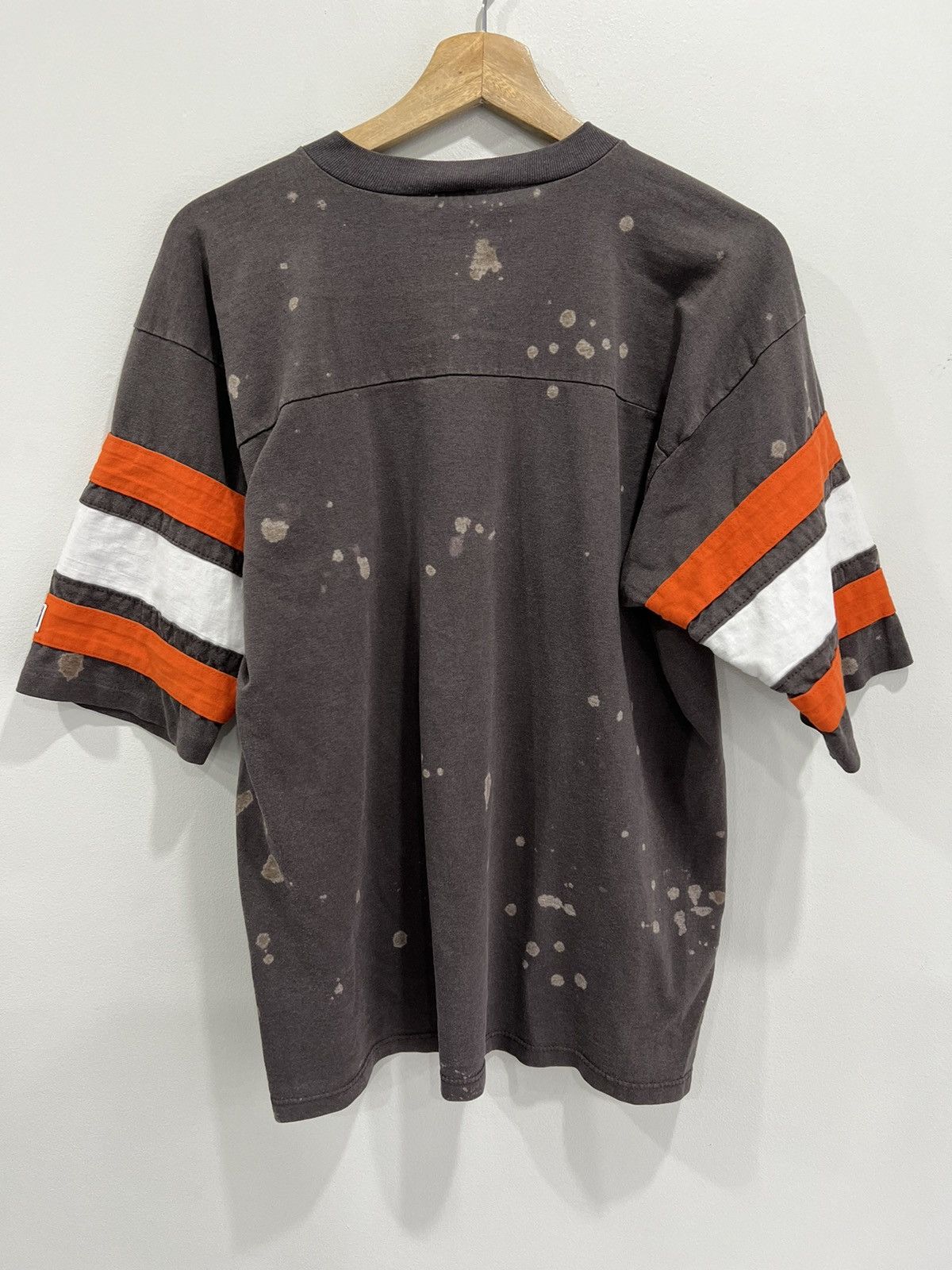 Vintage Vintage Cleveland Browns Tee shirt bleach splatter Size US L / EU 52-54 / 3 - 2 Thumbnail
