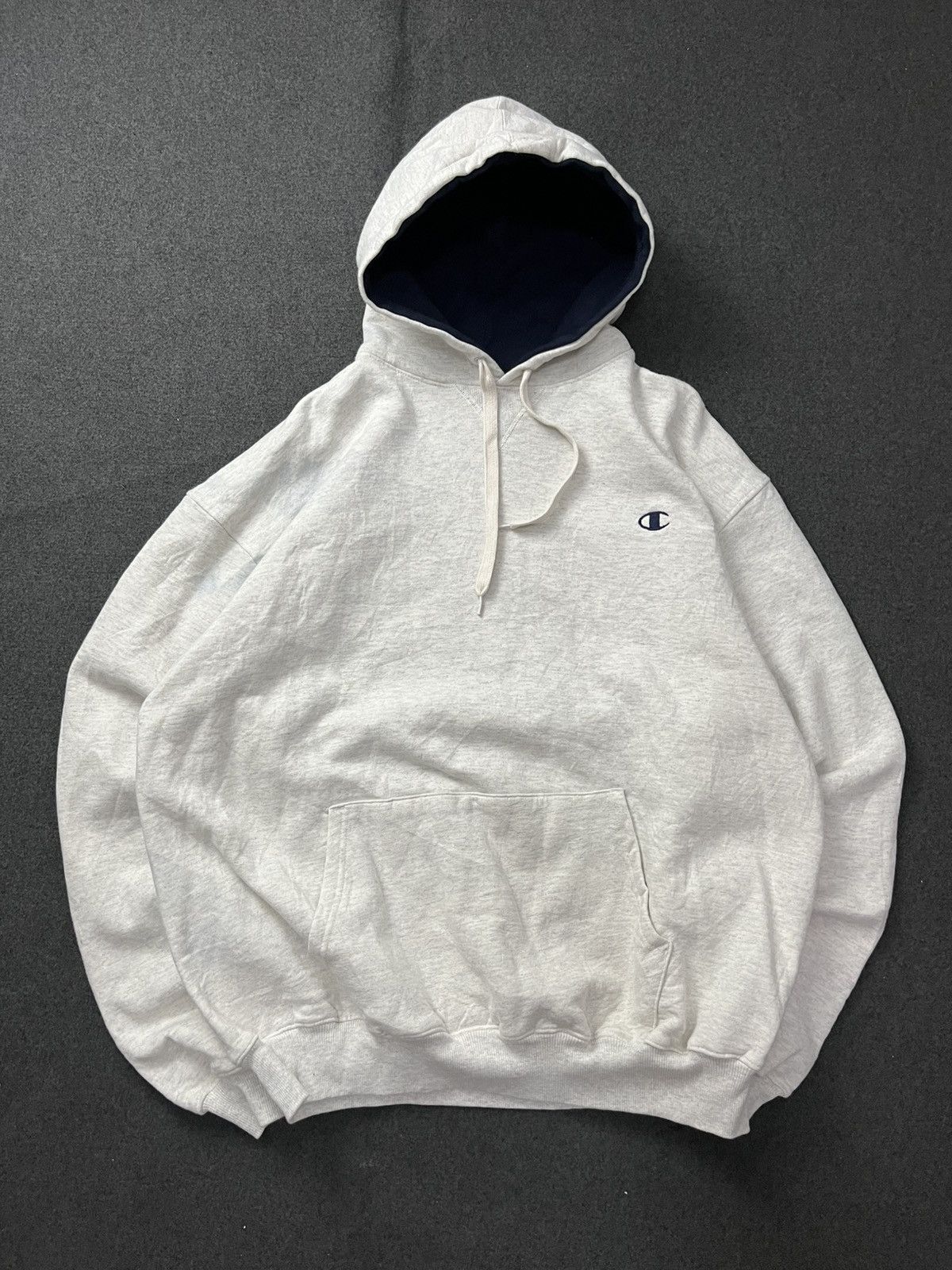 Champion Vintage 1990s grey champion small logo hoodie vintage Size US L / EU 52-54 / 3 - 1 Thumbnail