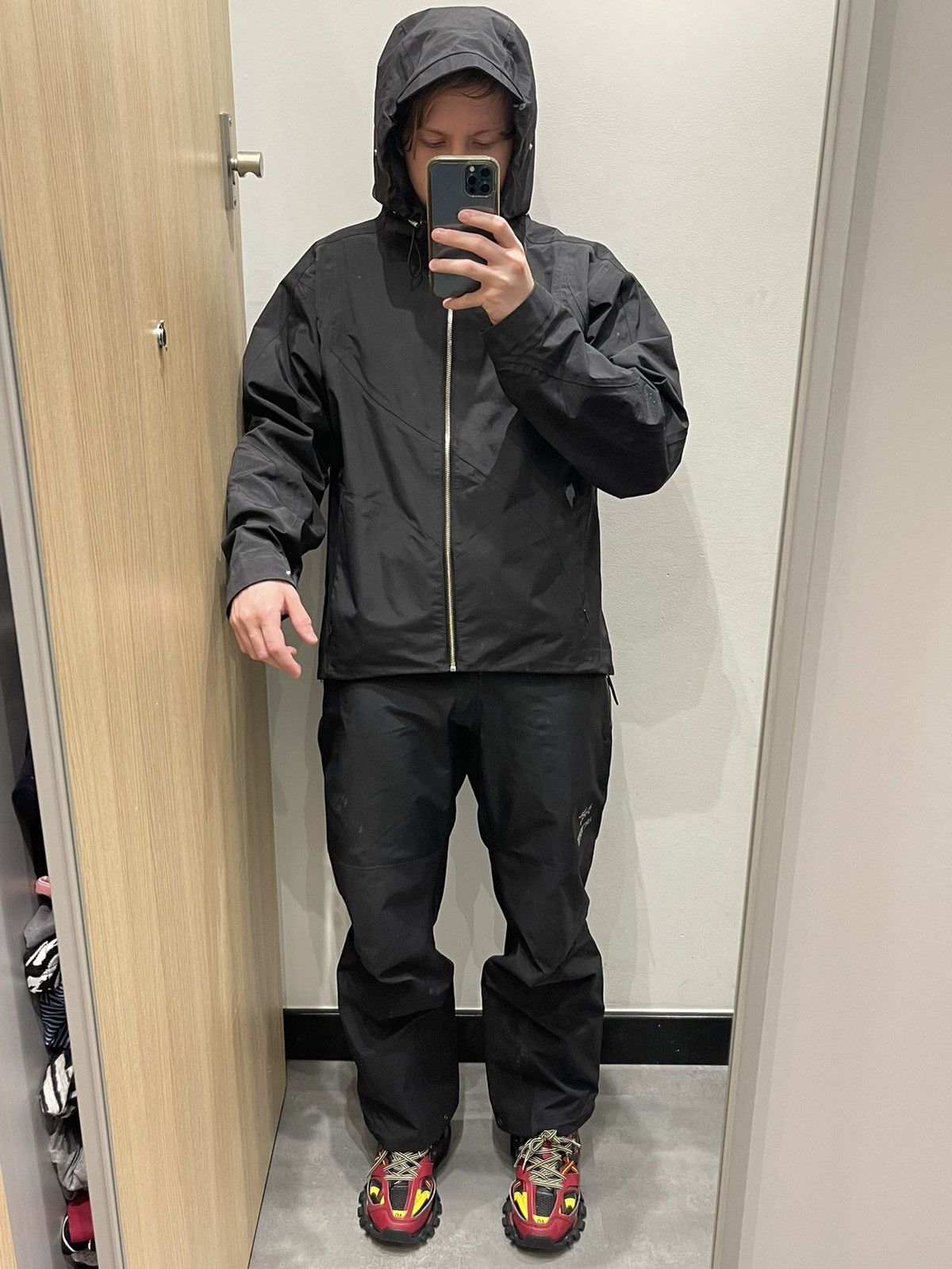 Arc'teryx Arc'Teryx Beta AR Technical Full Zipped Black Ski Pants Size US 32 / EU 48 - 3 Thumbnail