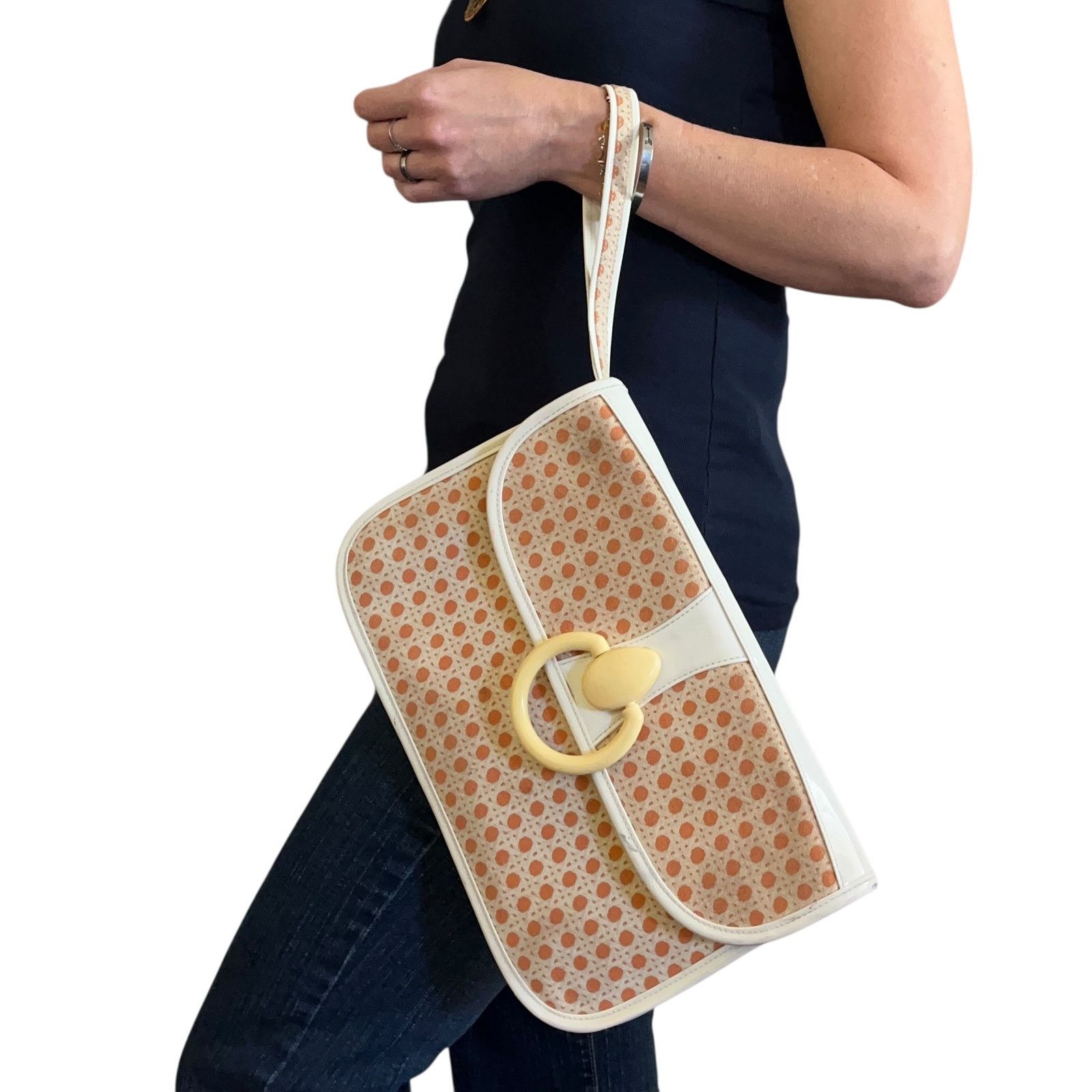 Vintage Lulu Guinness Lattice Print Coral White Wristlet Clutch Bag Size ONE SIZE - 2 Thumbnail