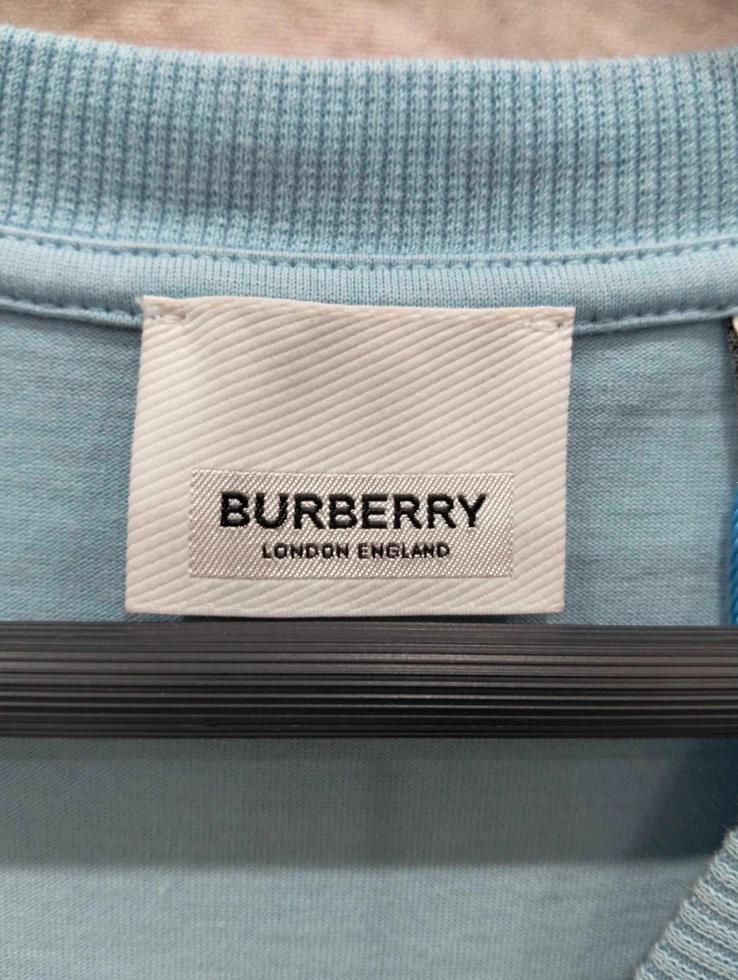 Burberry BURBERRY T-shirt XS Size XS / US 0-2 / IT 36-38 - 3 Thumbnail