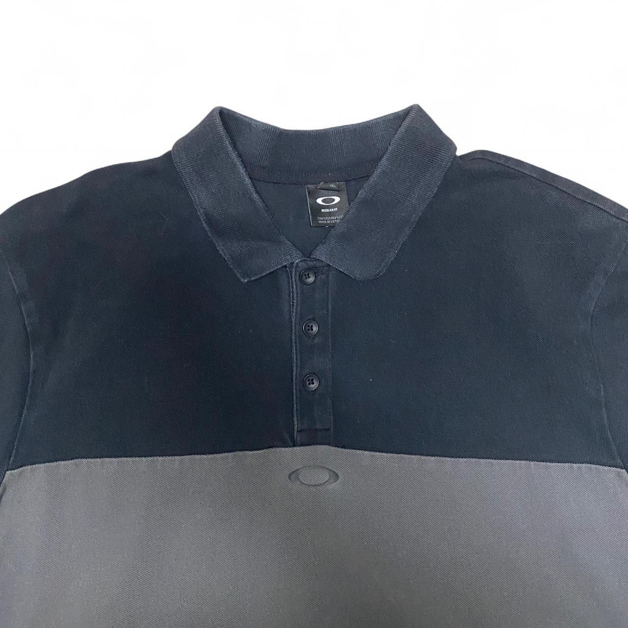 Oakley Y2K Oakley grey and black button up short sleeve shirt Size US L / EU 52-54 / 3 - 1 Thumbnail