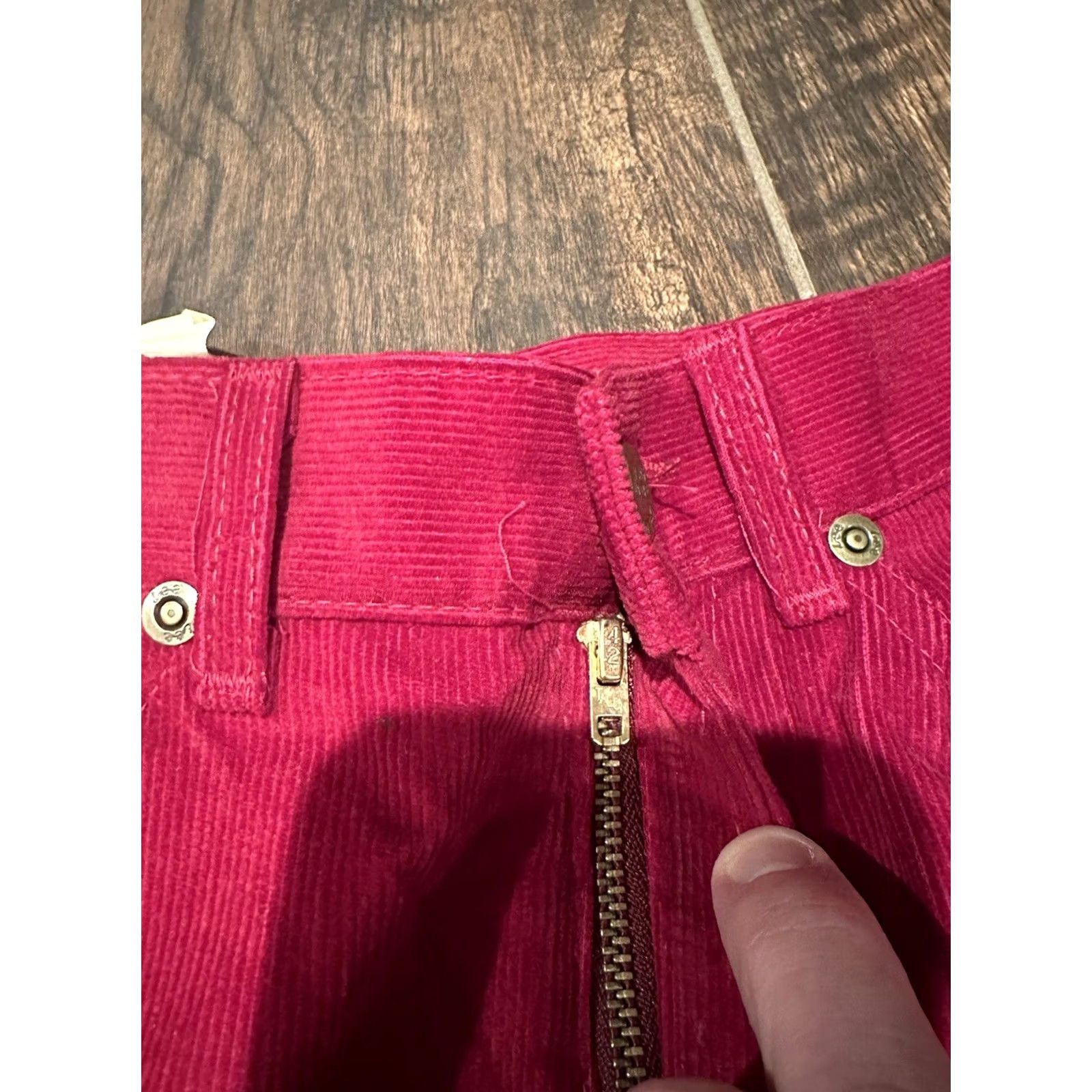 Lee VINTAGE LEE Riders High-Waist Corduroy Pants Teens 24x33 Red UNION Talon Size 42" / US 20 - 6 Thumbnail