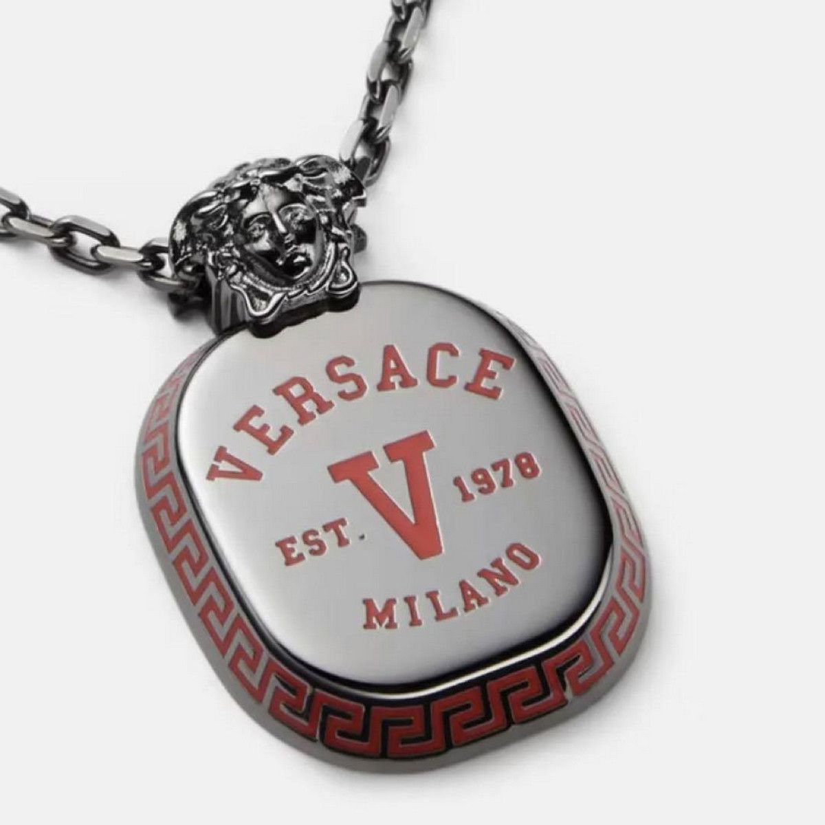 Versace VERSACE Varsity logo pendant metal chain necklace Size ONE SIZE - 1 Thumbnail