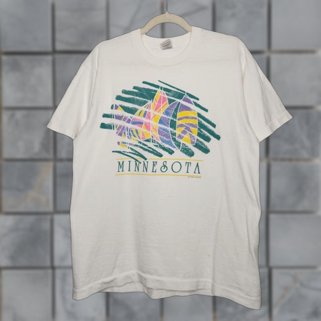 Fruit Of The Loom VINTAGE Minnesota Sail Boat Shirt Unisex Adults L White 80s 90s Single Stitch Tourist Destination Size US L / EU 52-54 / 3 - 1 Thumbnail