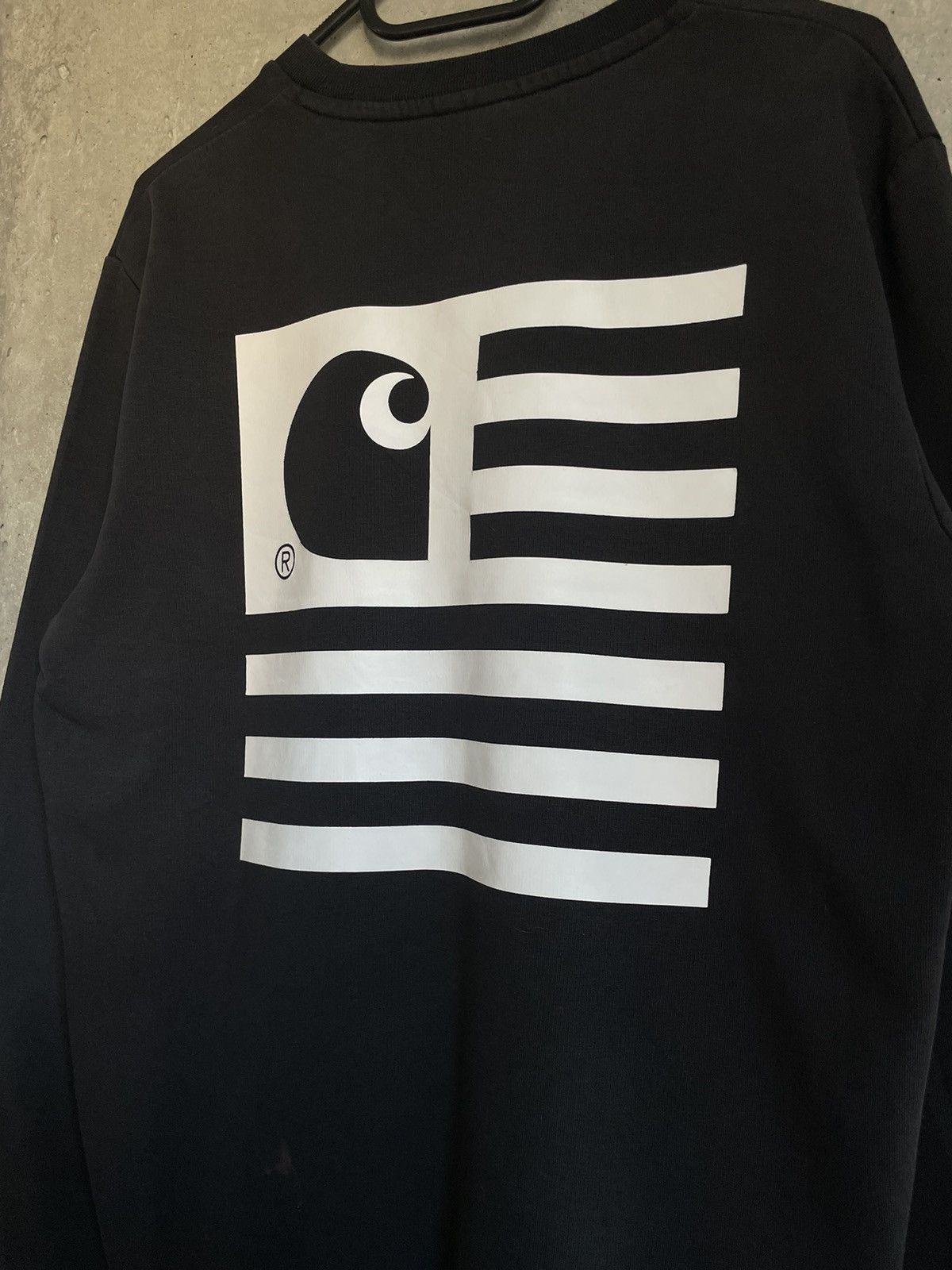 Carhartt × Carhartt Wip × Vintage Vintage Carhartt Faded State Flag Sweat Big Logo Size US M / EU 48-50 / 2 - 10 Thumbnail