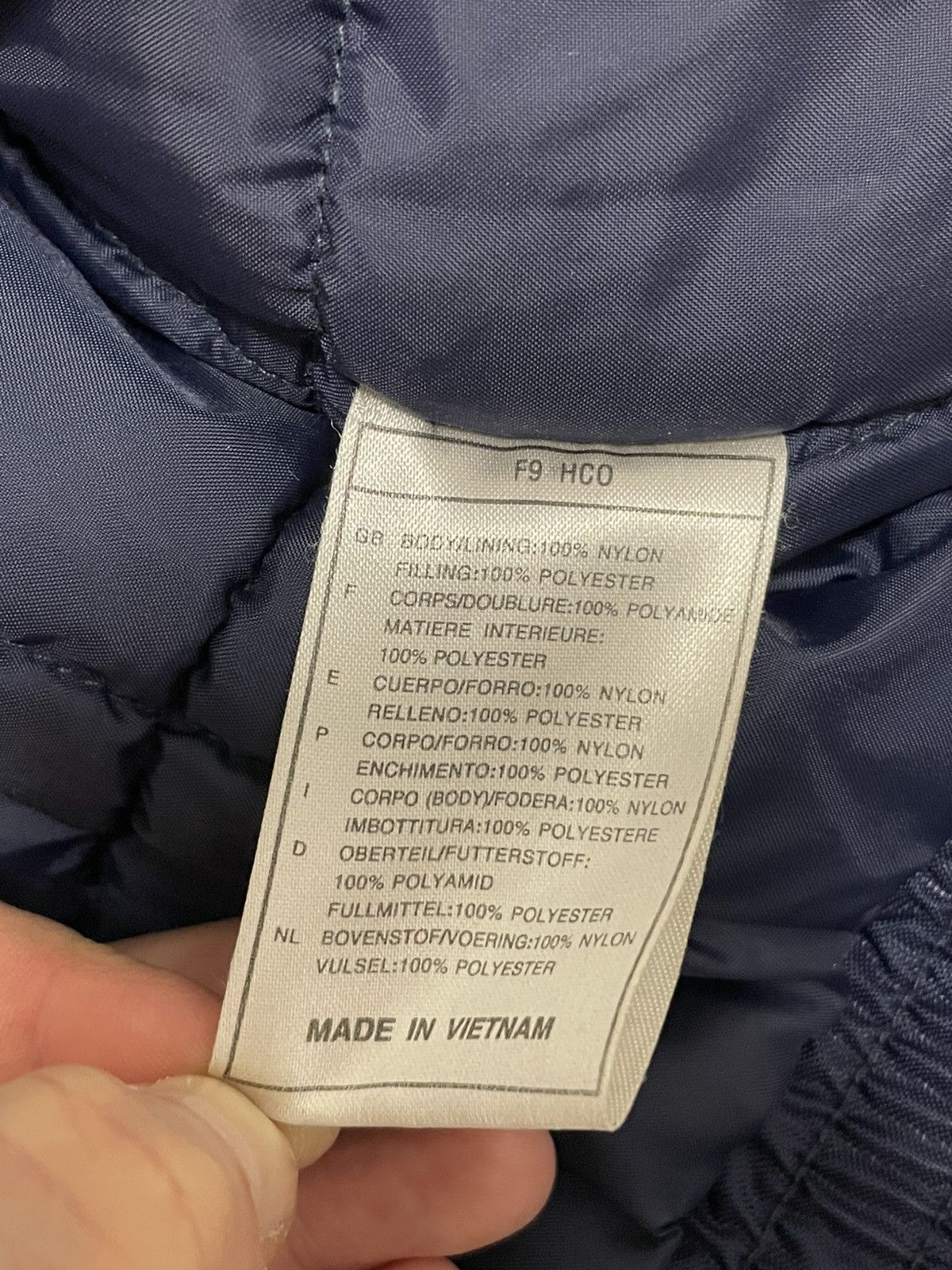 Nike Vintage Nike Big Logo Nylon Insulated Baggy Bomber Jacket Size US L / EU 52-54 / 3 - 10 Thumbnail