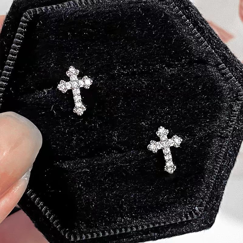 Jewelry × Sterling Silver Cross Retro Earrings One Pairs Chrome Jewelry Size ONE SIZE - 1 Thumbnail