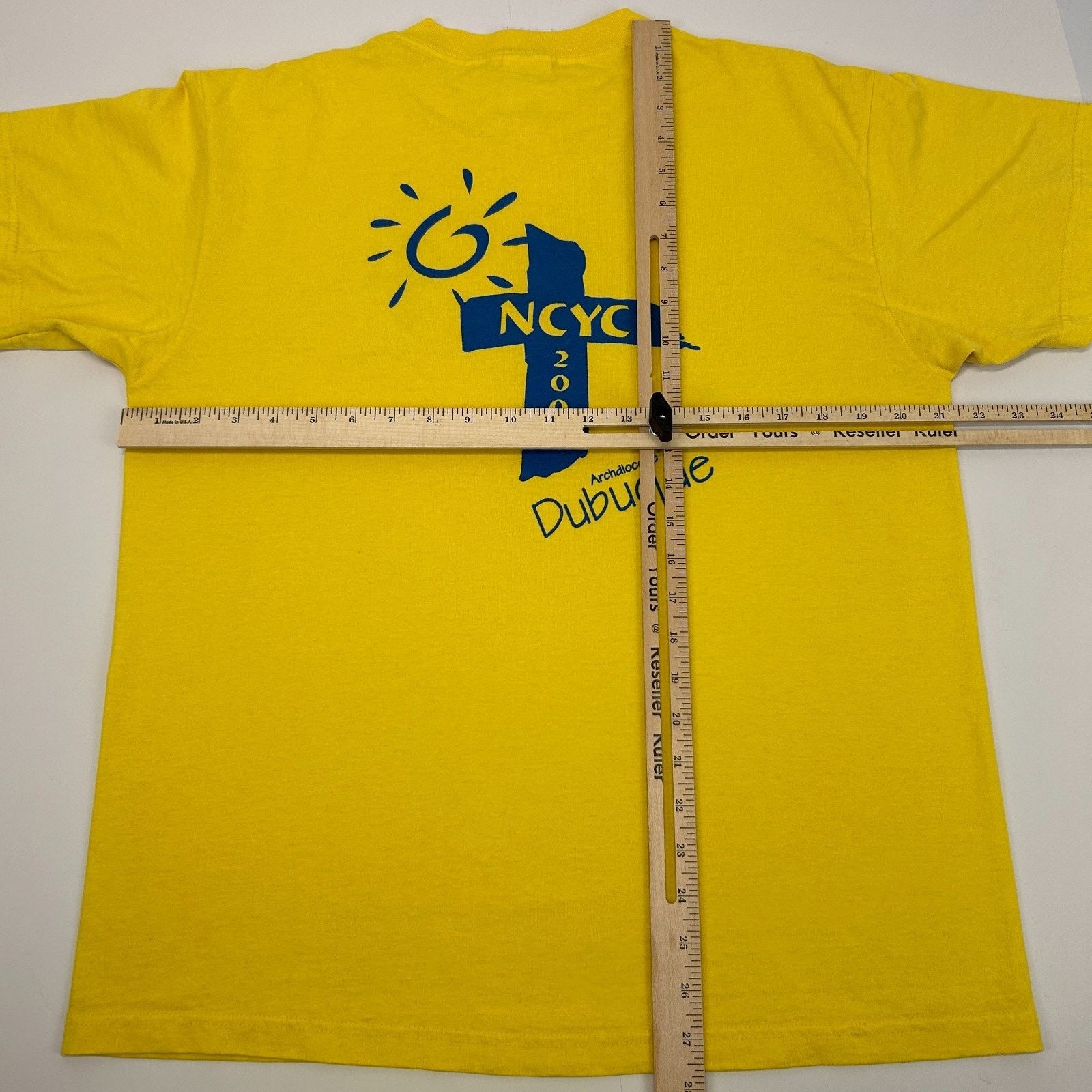 Fruit Of The Loom Vintage Y2Ks NYCY Archdiocese of Dubuque T Shirt L Large Size US L / EU 52-54 / 3 - 8 Thumbnail
