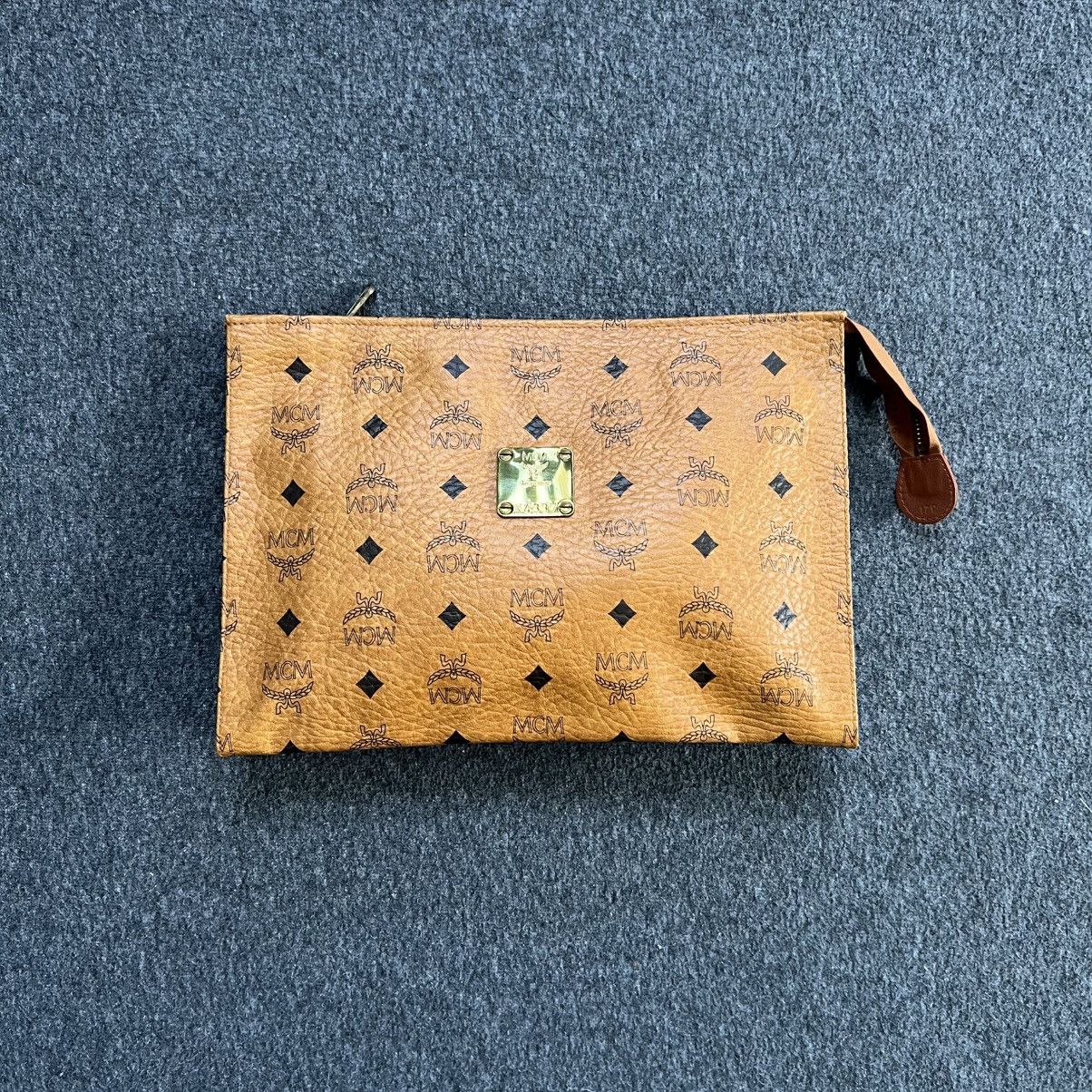 MCM 💥MCM visetos pouch clutch bag Size ONE SIZE - 1 Thumbnail
