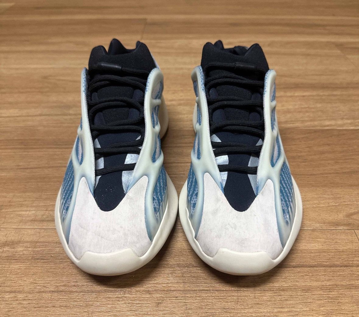 Adidas adidas Yeezy 700 V3 Kyanite Size US 12 / EU 45 - 5 Thumbnail