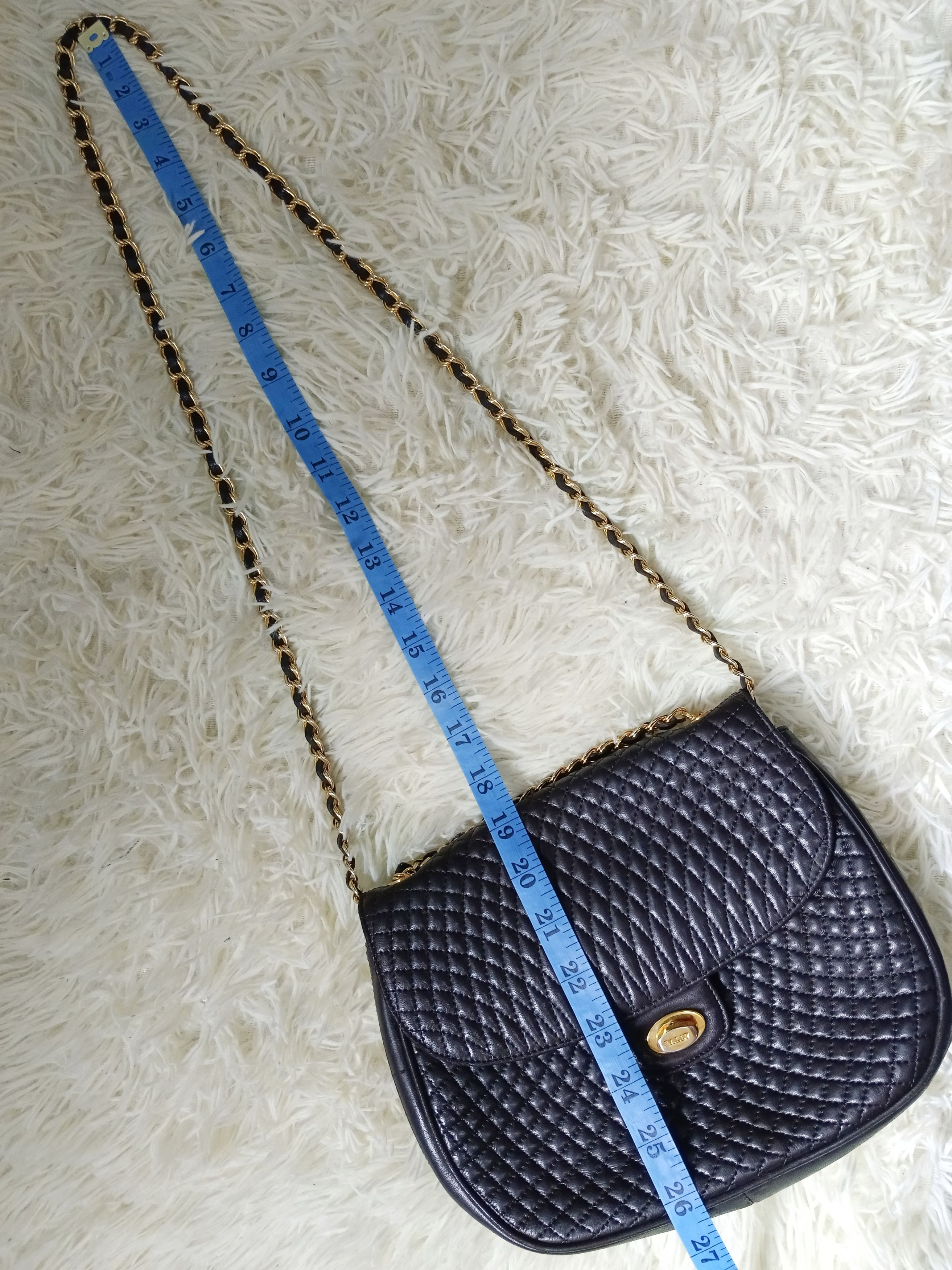 Bally BALLY Vintage Quilted Flap Bag with Gold Chain Strap Size ONE SIZE - 5 Thumbnail