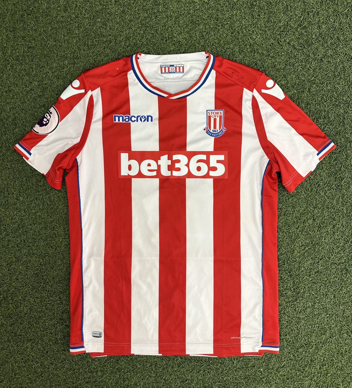 Macron Stoke City Macron Jersey XL Size US XL / EU 56 / 4 - 1 Thumbnail