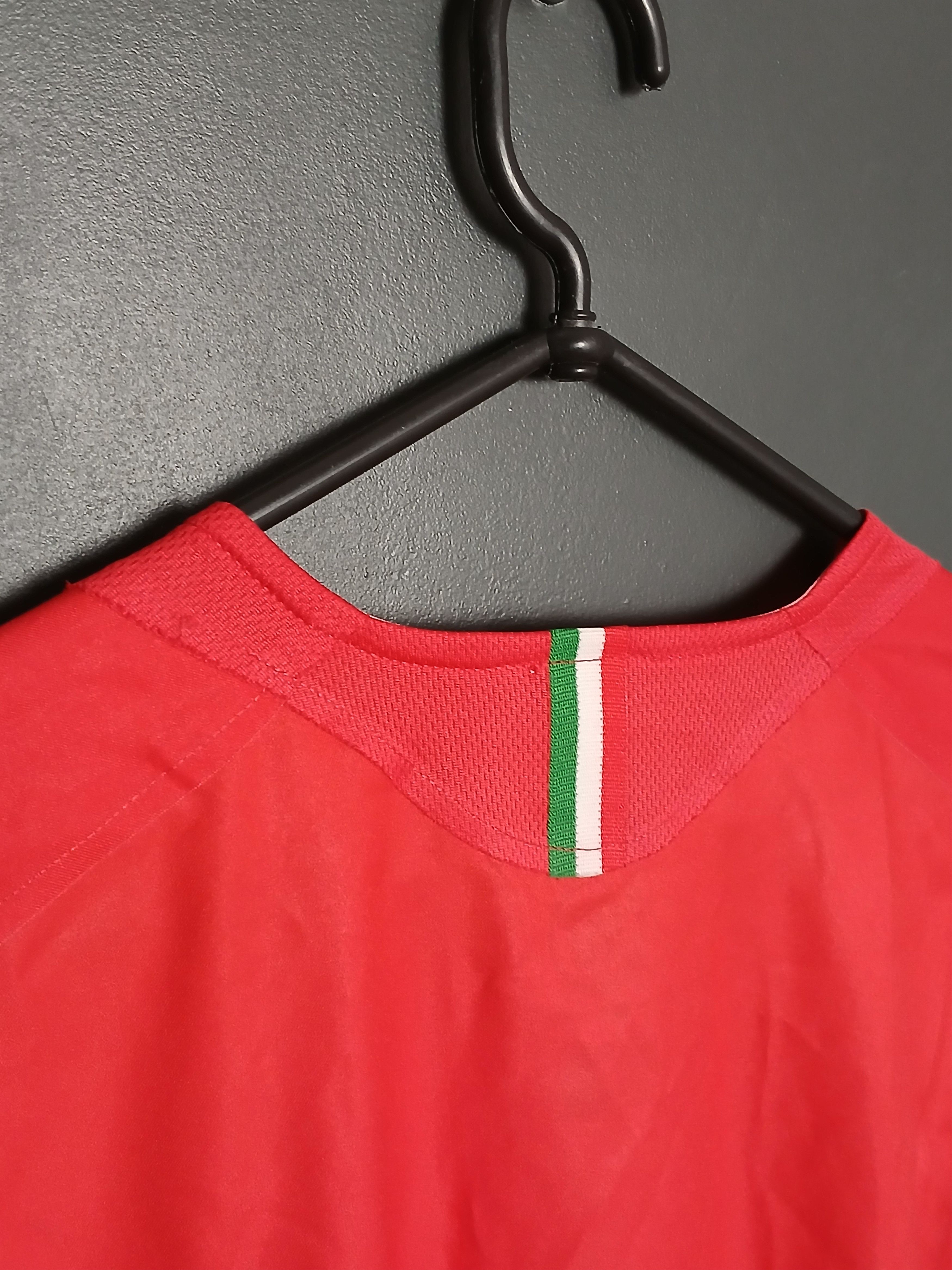 Other Rare Player-Issue Long Sleeve Juventus 05/2007 Third Jersey Size US L / EU 52-54 / 3 - 7 Thumbnail