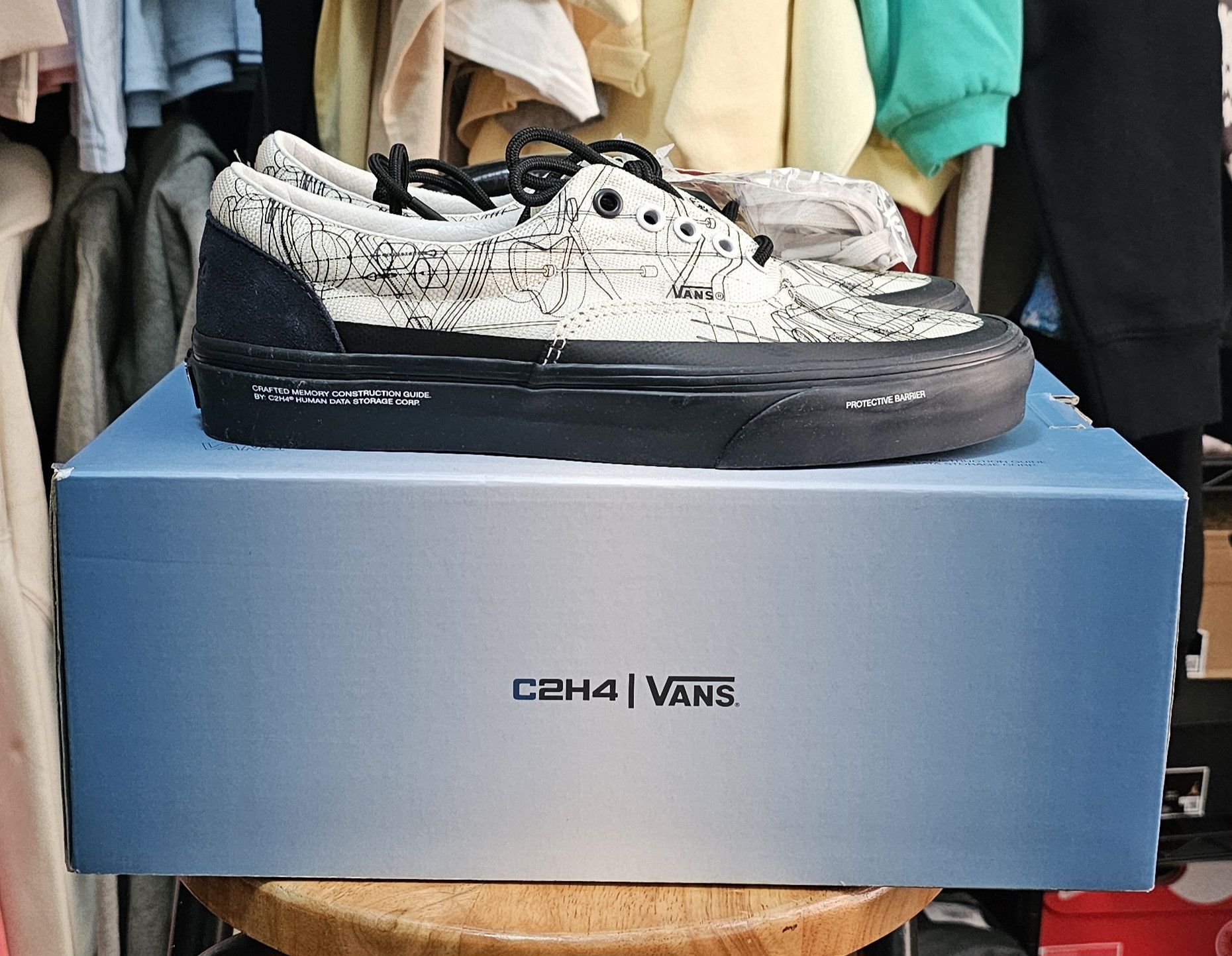 image of Era C2H4 Virtual Reality Alpha Shoes in White Asylum/Phantom, Men's (Size 8)