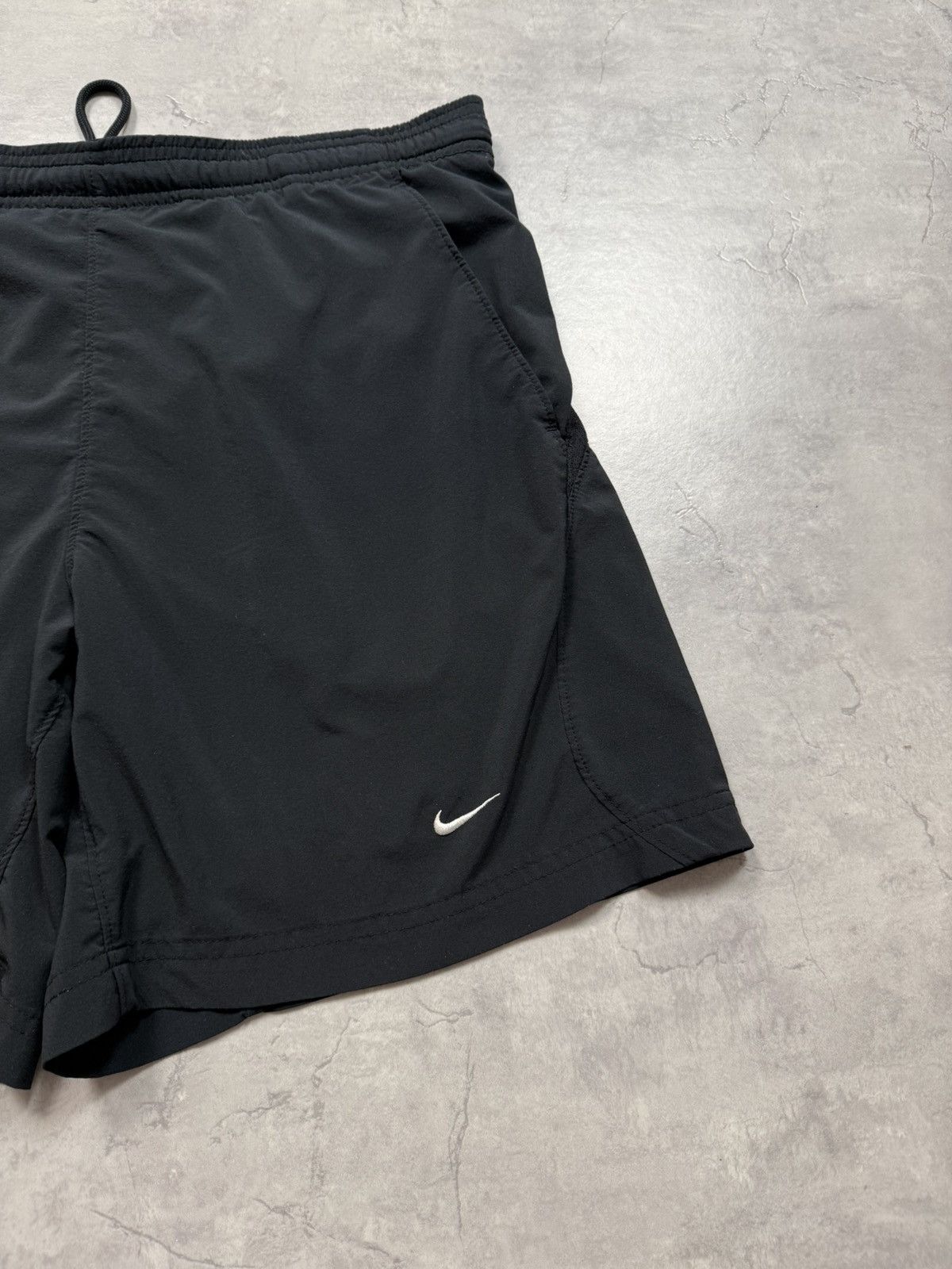 Nike Nike Vintage Shorts Size US 31 - 2 Thumbnail