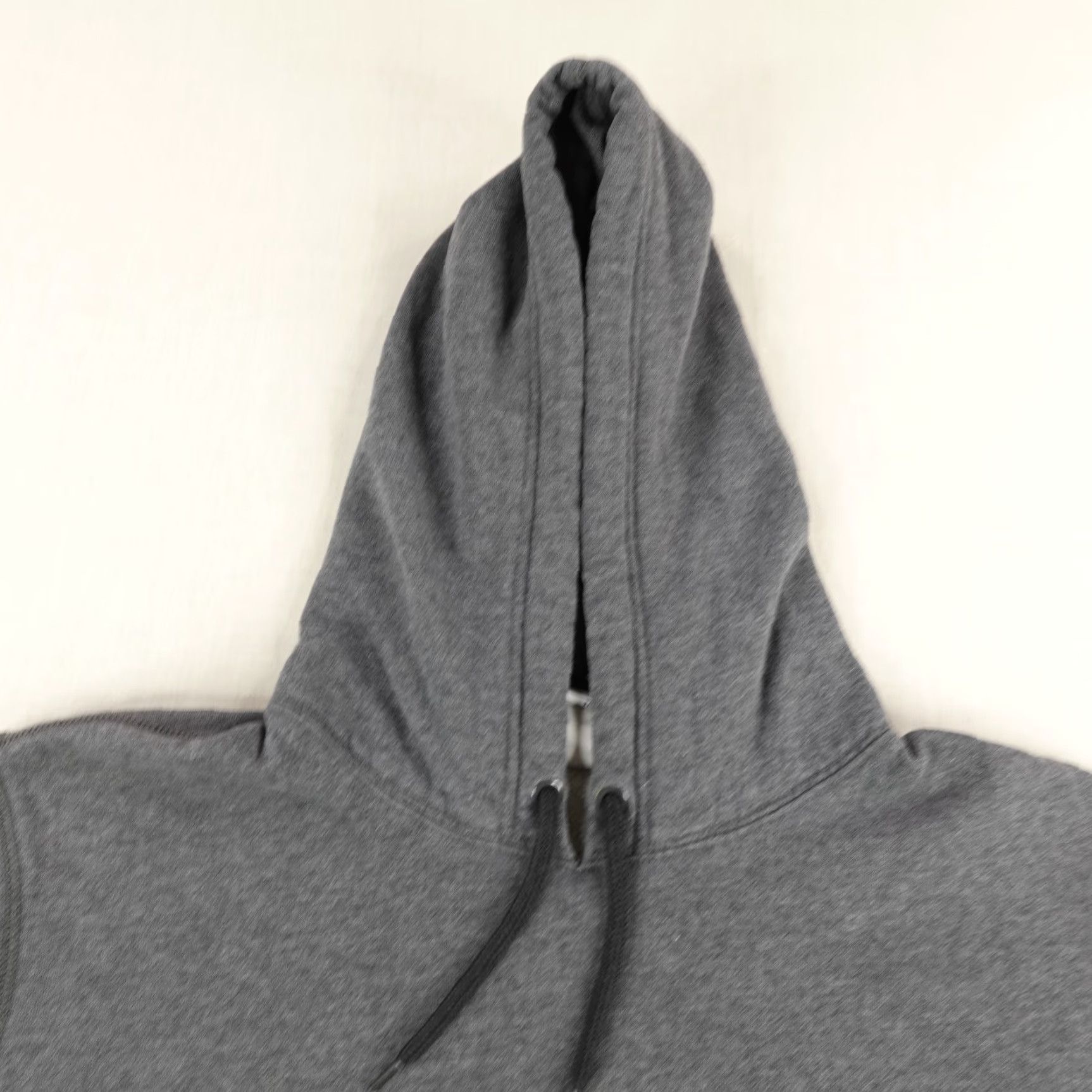 Nike VINTAGE Nike Hoodie Men XL Gray Fleece Pullover Sweatshirt Swoosh Logo Sports Outdoor Size US XL / EU 56 / 4 - 2 Thumbnail