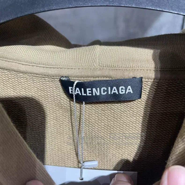 Balenciaga Balenciaga Khaki wheat pattern hoodie Size US M / EU 48-50 / 2 - 3 Thumbnail
