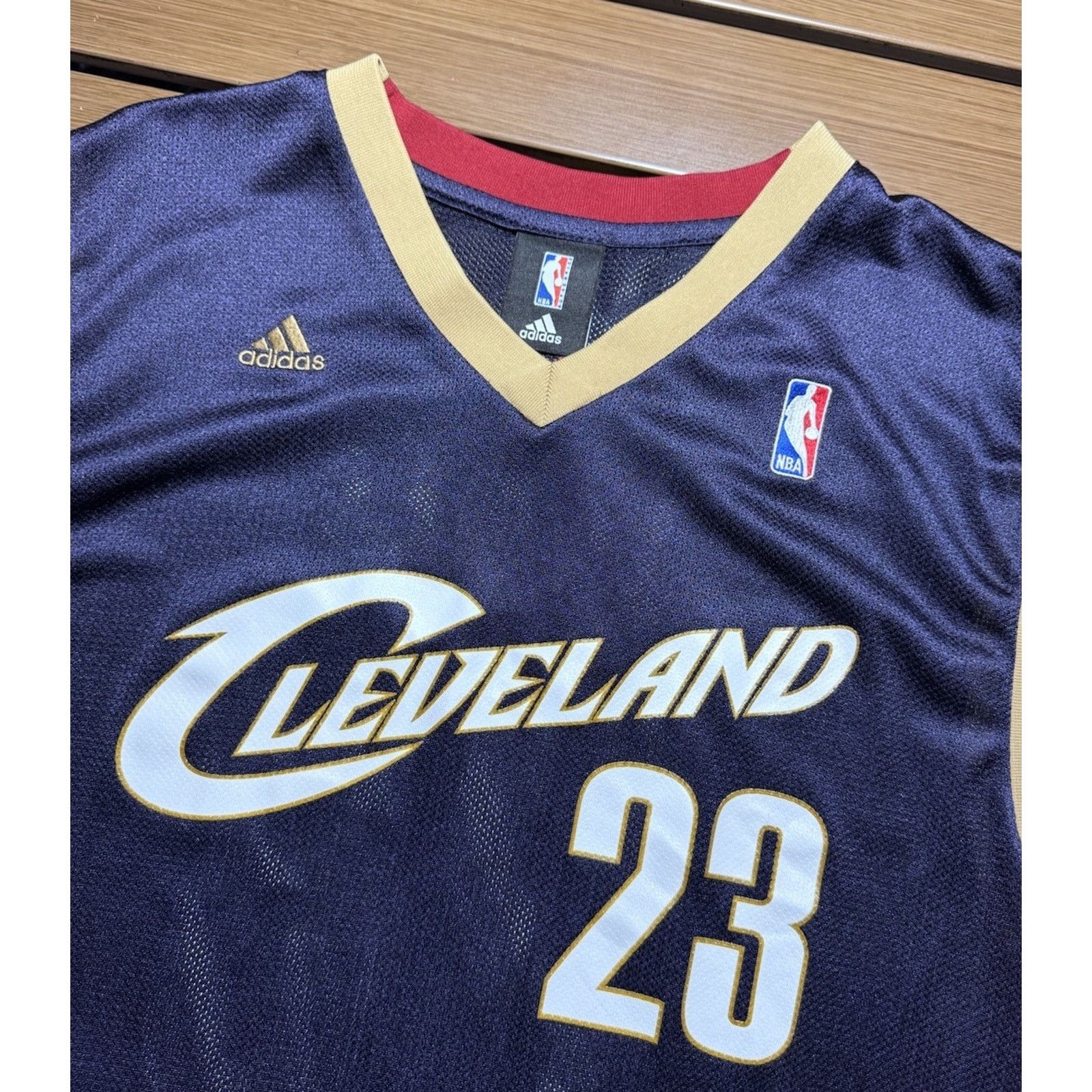 Adidas Cleveland Cavaliers 23 LeBron James 2007 Adidas jersey NBA L Size US L / EU 52-54 / 3 - 3 Thumbnail