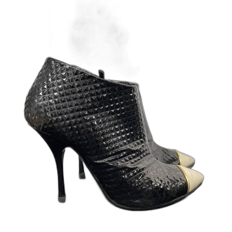Jimmy Choo Stylish High Heeled Shoes with Gold Accent Size US 6 / IT 36 - 1 Thumbnail