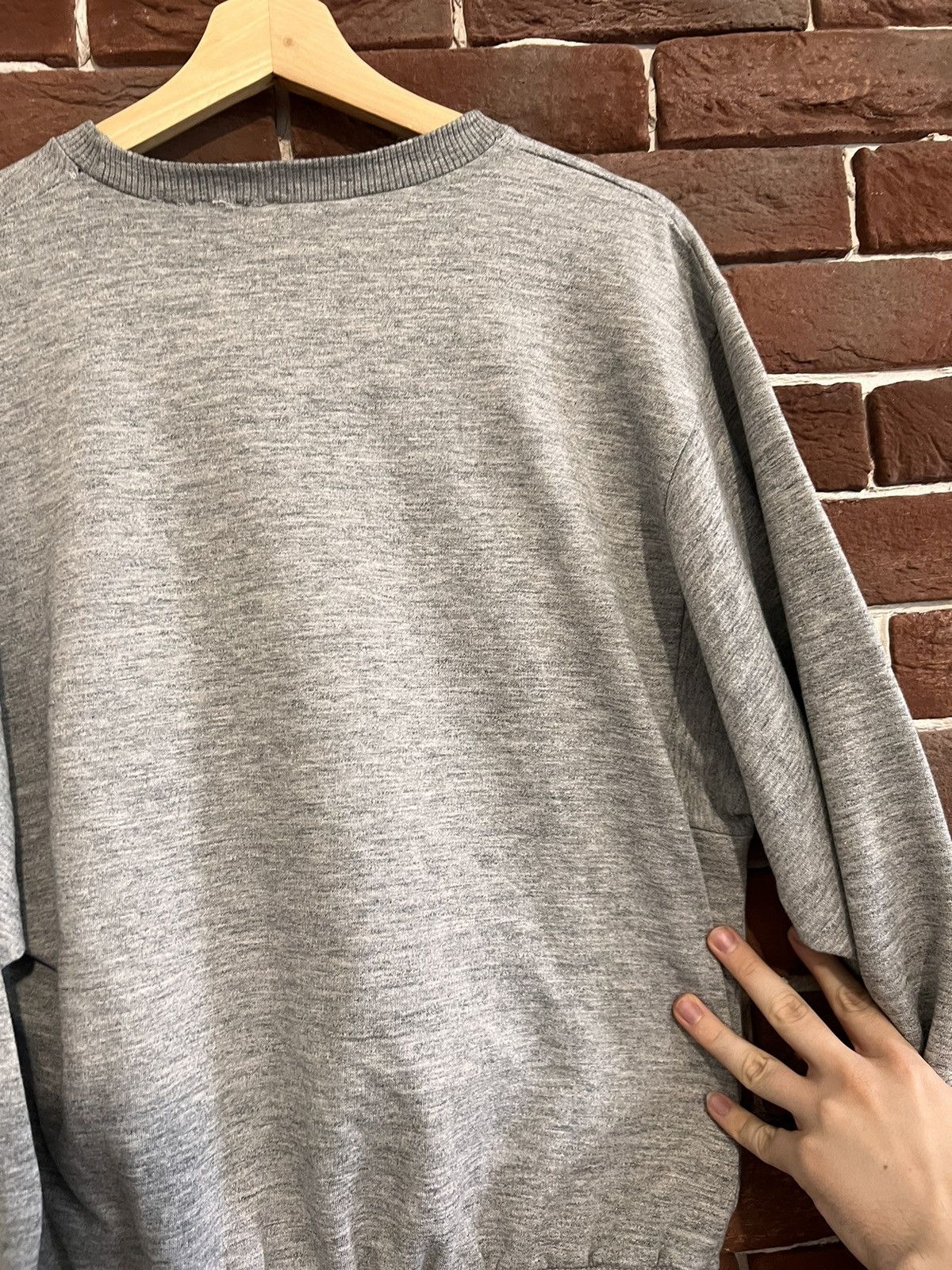 Adidas Vintage 80s Adidas Running Logo Sweatshirt Hype Crewneck Size US L / EU 52-54 / 3 - 9 Thumbnail