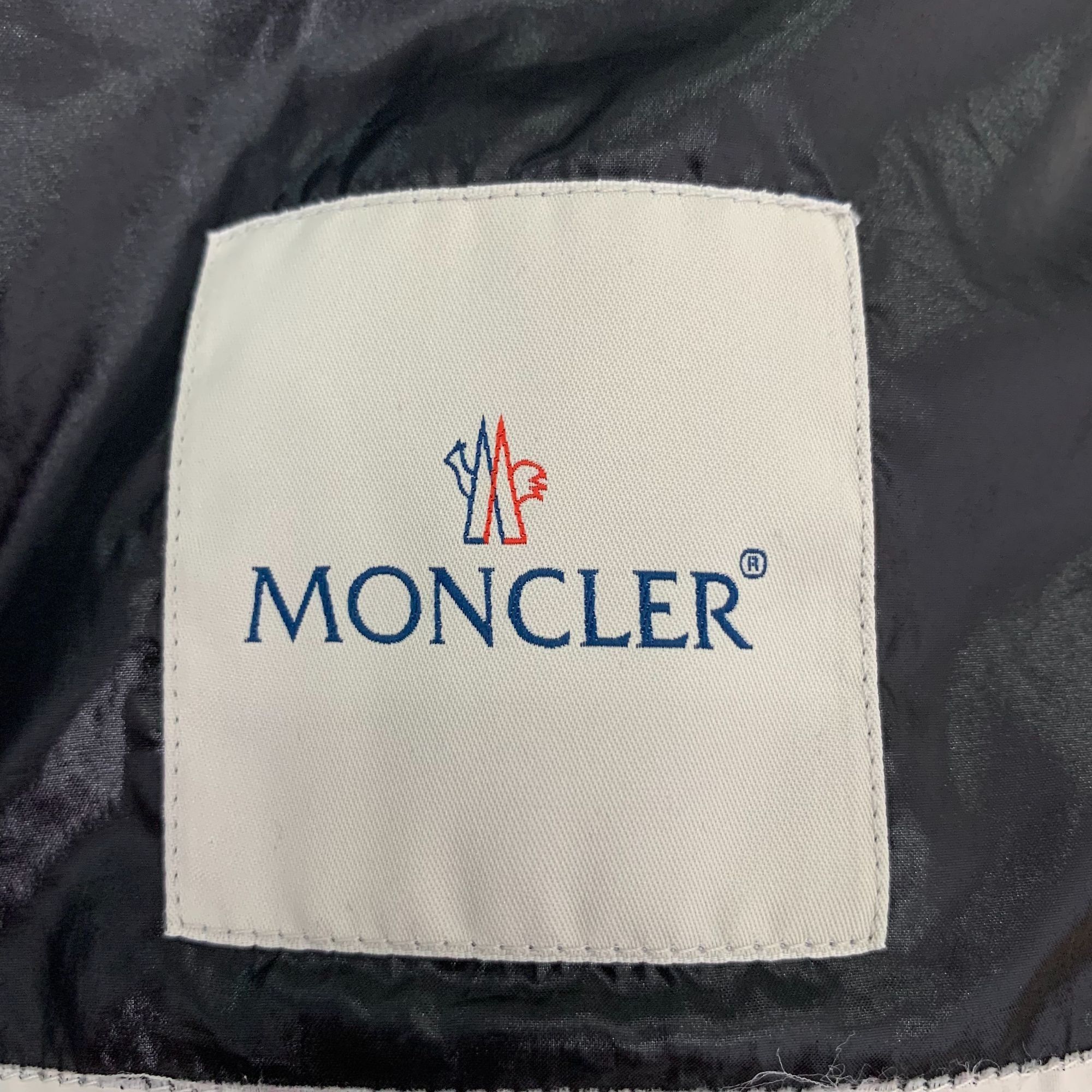Moncler Moncler Badete Black Logo Patch Hooded Quilted Down Size US XXS / EU 40 - 2 Thumbnail