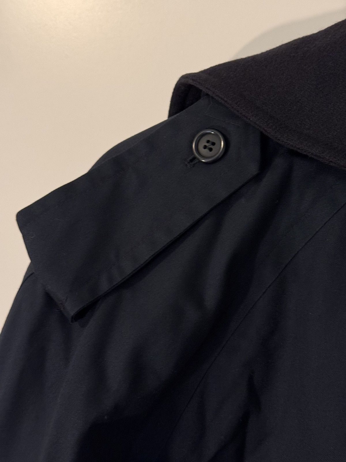 Burberry Classic Vintage Burberrys' Navy Trench Coat Size US M / EU 48-50 / 2 - 10 Thumbnail