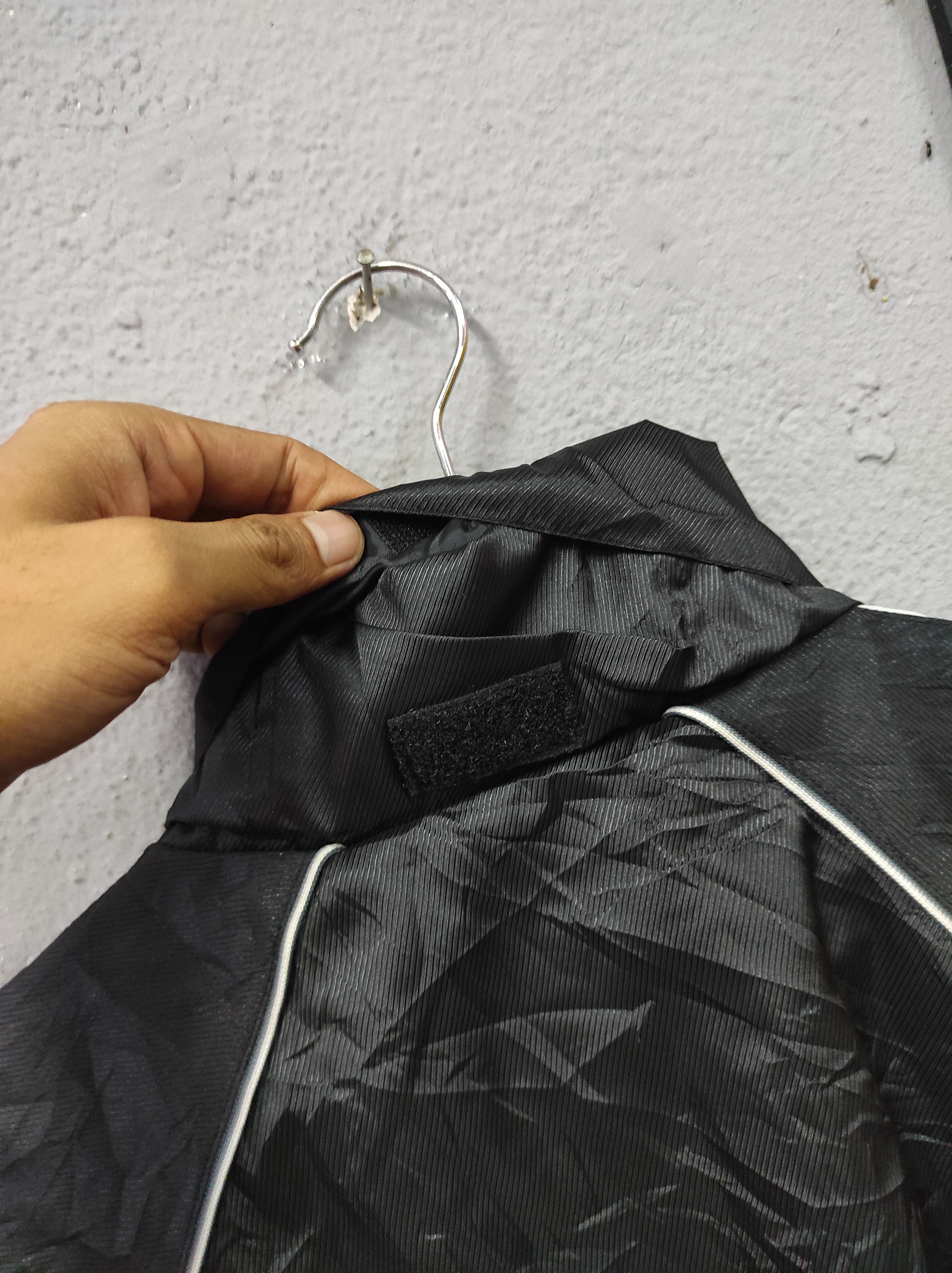 Nike NIKE VTG NYLON JACKET HOODED Size US XL / EU 56 / 4 - 8 Thumbnail