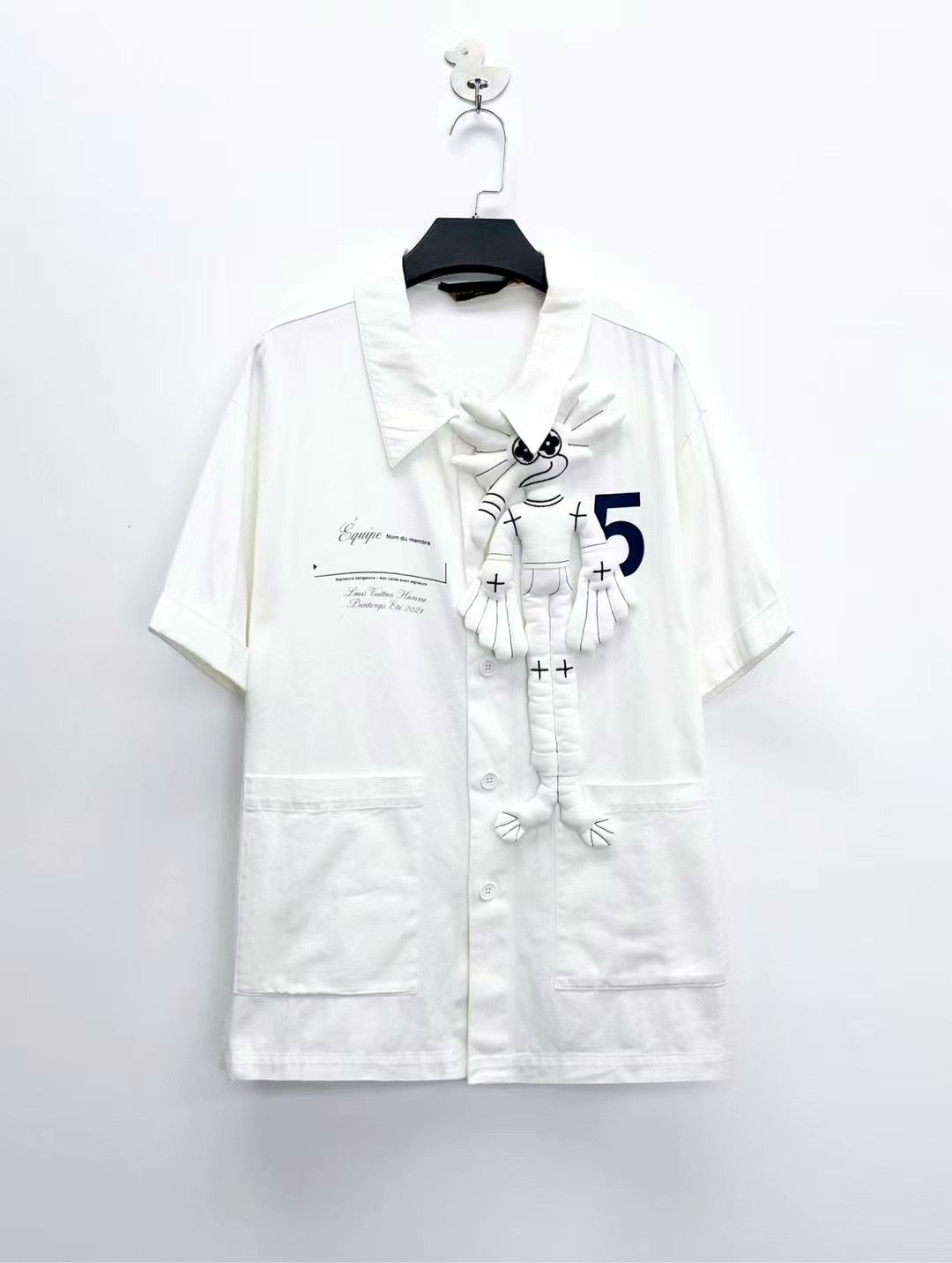 Louis Vuitton louis vuitton limited edition short sleeve shirt Size US XL / EU 56 / 4 - 1 Thumbnail