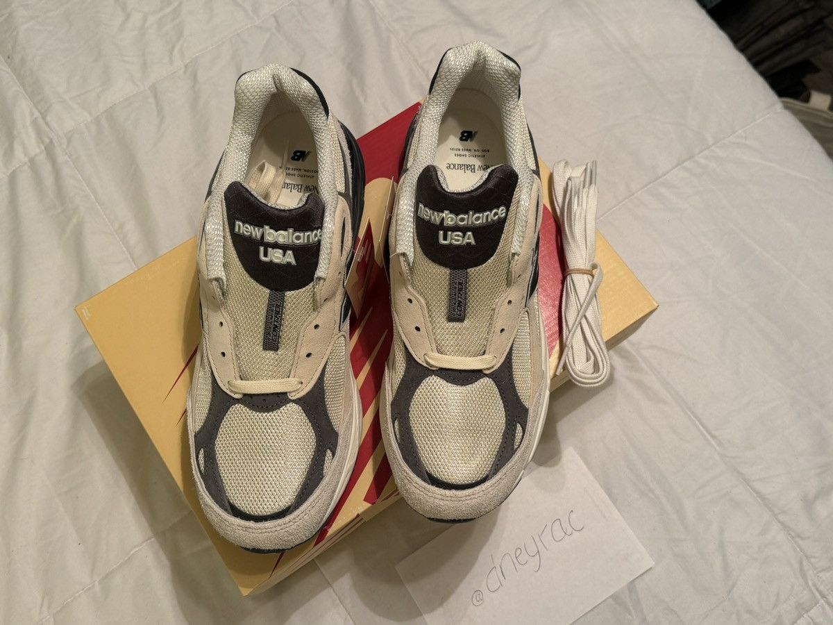 New Balance New Balance 990v3 Made in Usa Teddy Santis Moonbeam Size US 10.5 / EU 43-44 - 5 Thumbnail