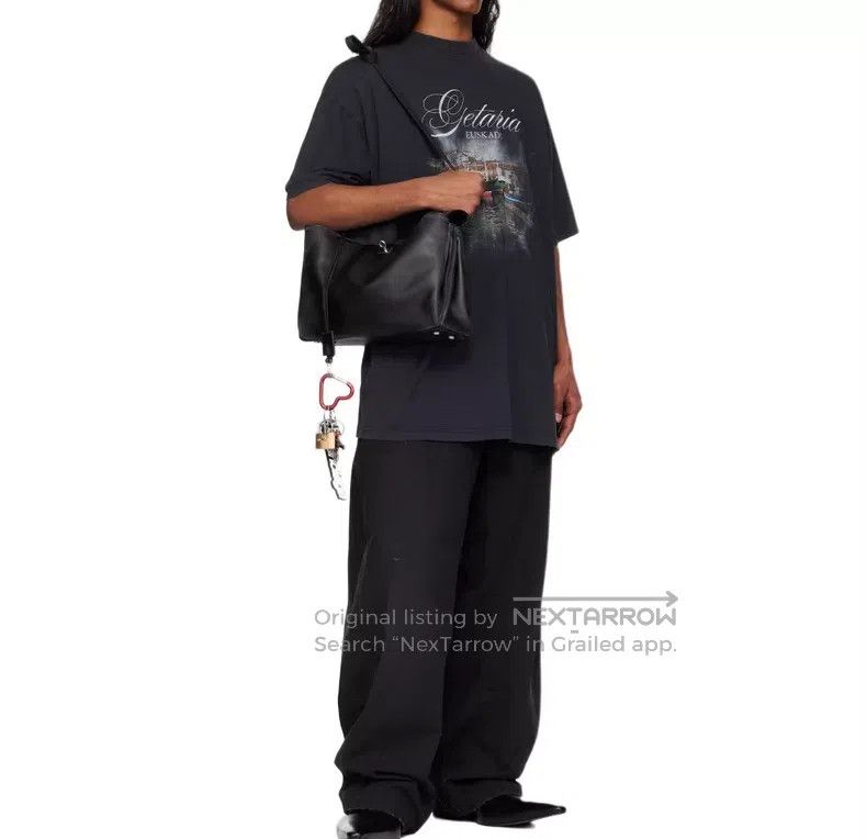 Balenciaga Balenciaga Size S Solid Color Mid-rise Relaxed Straight Le Size US 26 / EU 42 - 6 Thumbnail