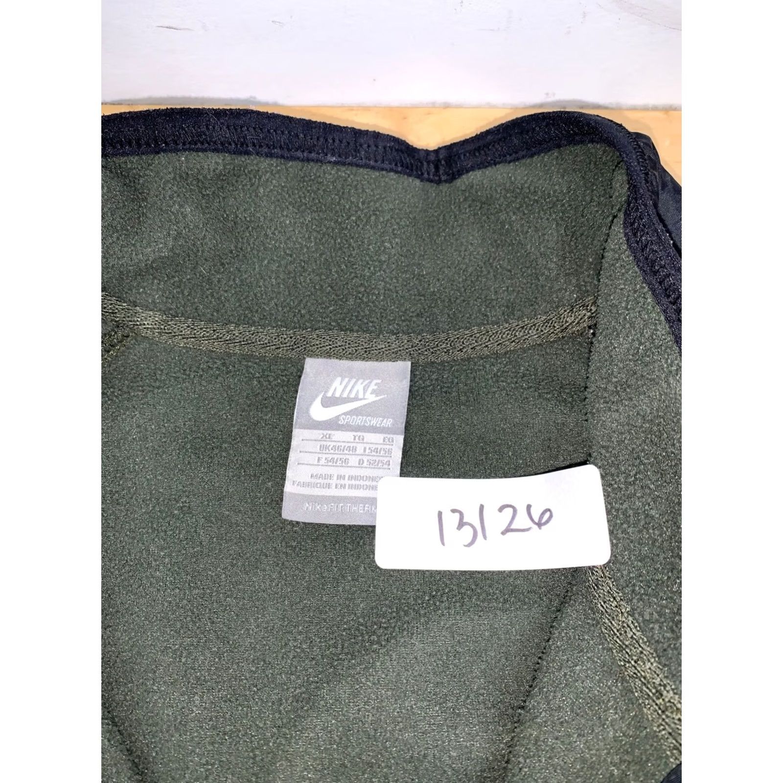 Nike VINTAGE Nike Fleece Jacket Men XL Green Zip Logo 13126 Size US XL / EU 56 / 4 - 2 Thumbnail