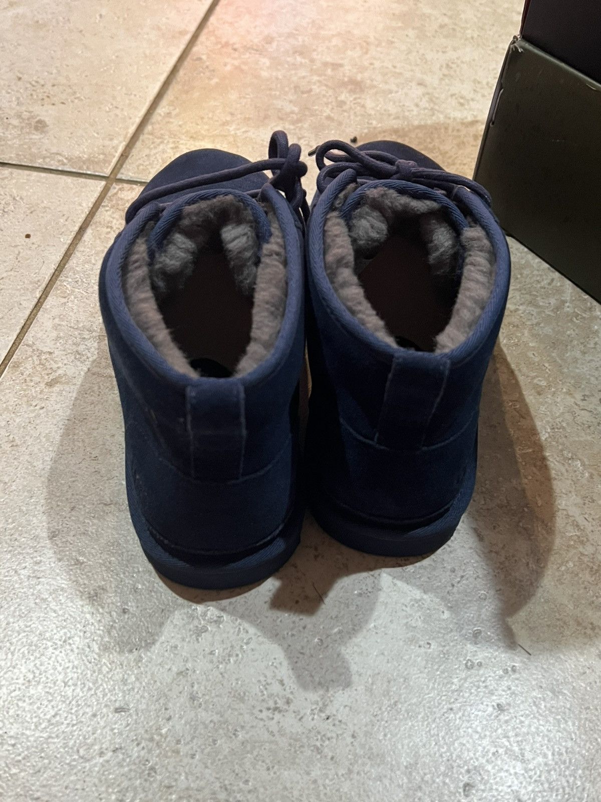 Ugg shoes Size US 9 / EU 42 - 4 Thumbnail