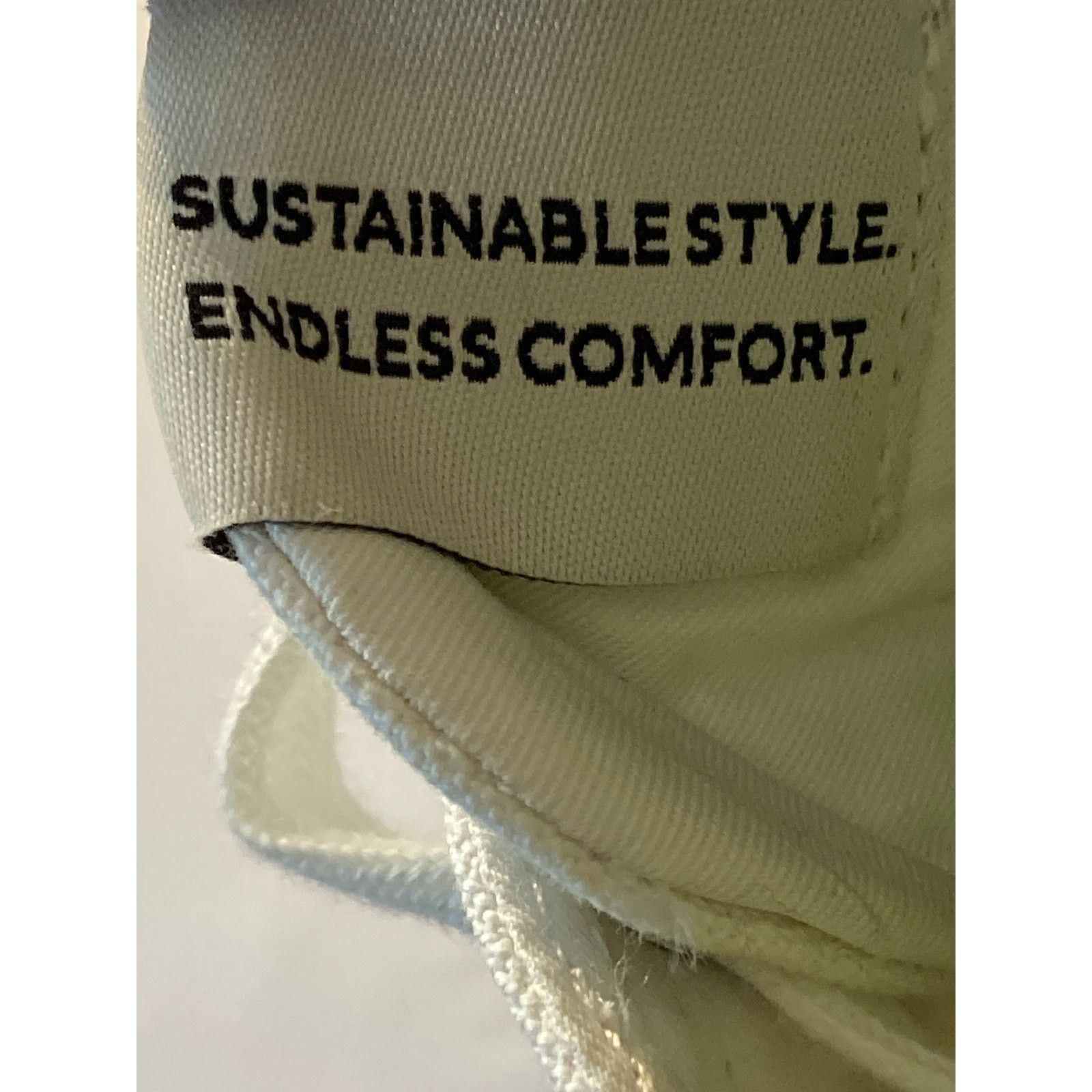 Other Cariuma OCA Low Canvas Sneakers White/Gum Size Mns 6.5/ Wm 8 Size US 6.5 / EU 39-40 - 8 Thumbnail