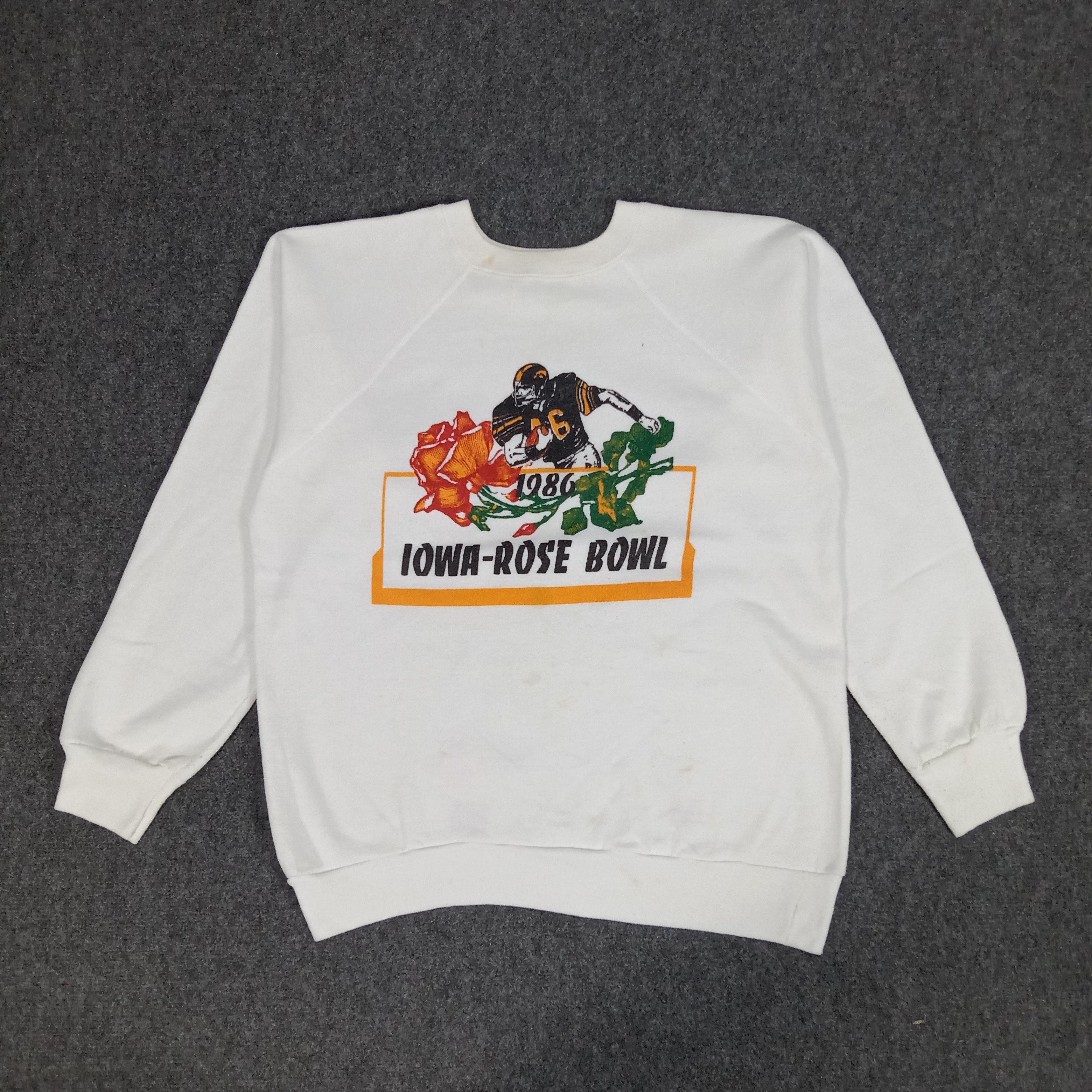 Champion × NFL × Vintage IOWA-Rose Bowl NFL American Football Team Sweatshirt Size US M / EU 48-50 / 2 - 1 Thumbnail