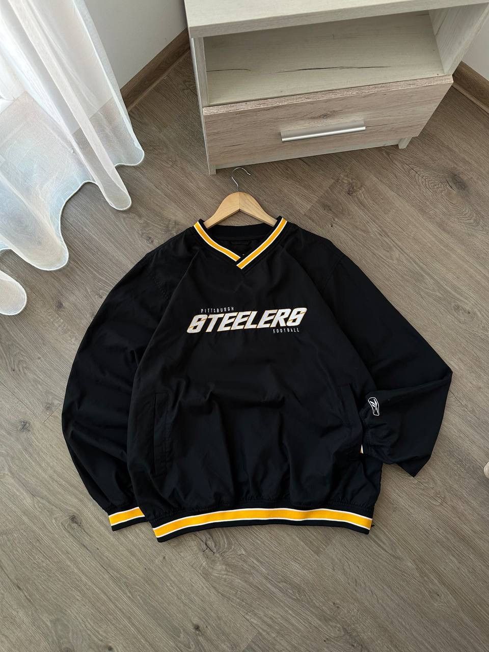 NFL × Vintage Vintage NFL Reebok Steelers Nylon Black Sweatshirt Size US L / EU 52-54 / 3 - 1 Thumbnail