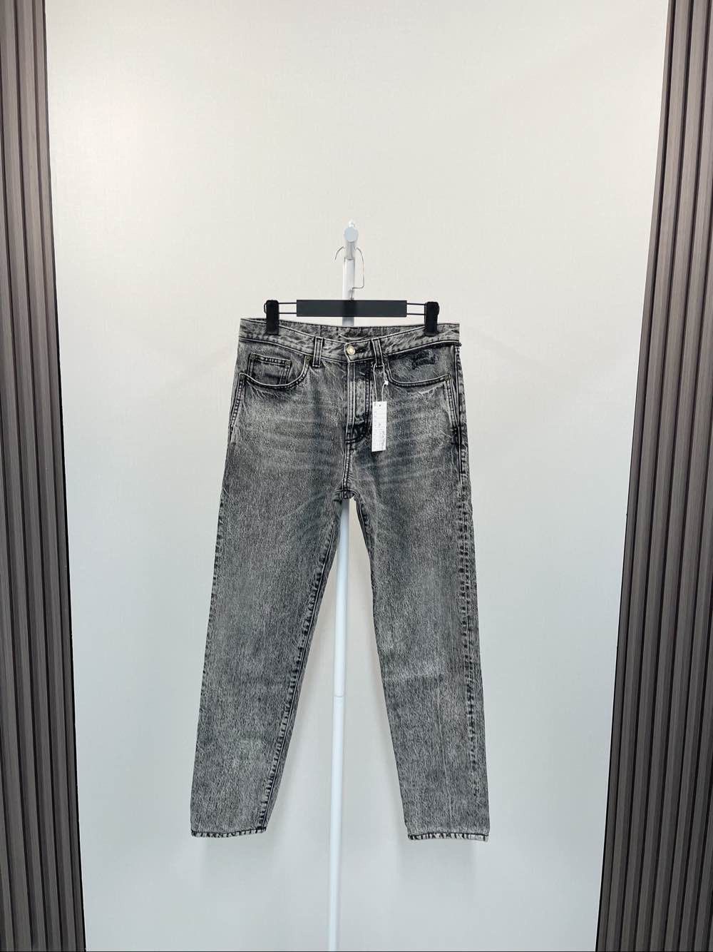 Saint Laurent Paris Saint Laurent Washed Denim Jeans Size 30 Size US 30 / EU 46 - 1 Thumbnail