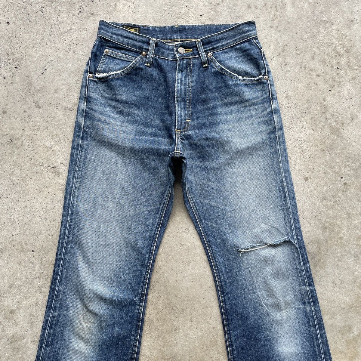 Japanese Brand Vintage Distressed Lee Faded Flare Jeans Denim Pants W28 Size US 28 / EU 44 - 3 Thumbnail