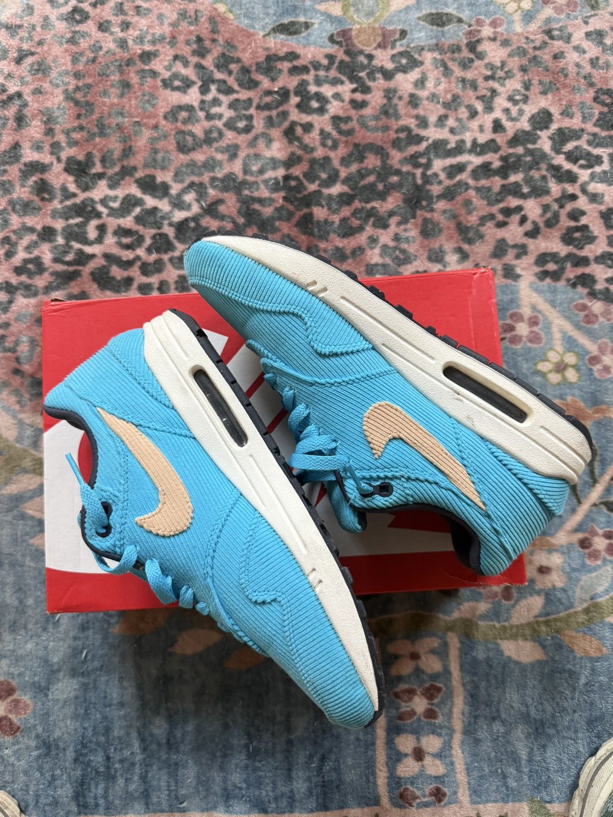 Nike Nike Air Max 1 Corduroy Size US 9.5 / EU 42-43 - 2 Thumbnail