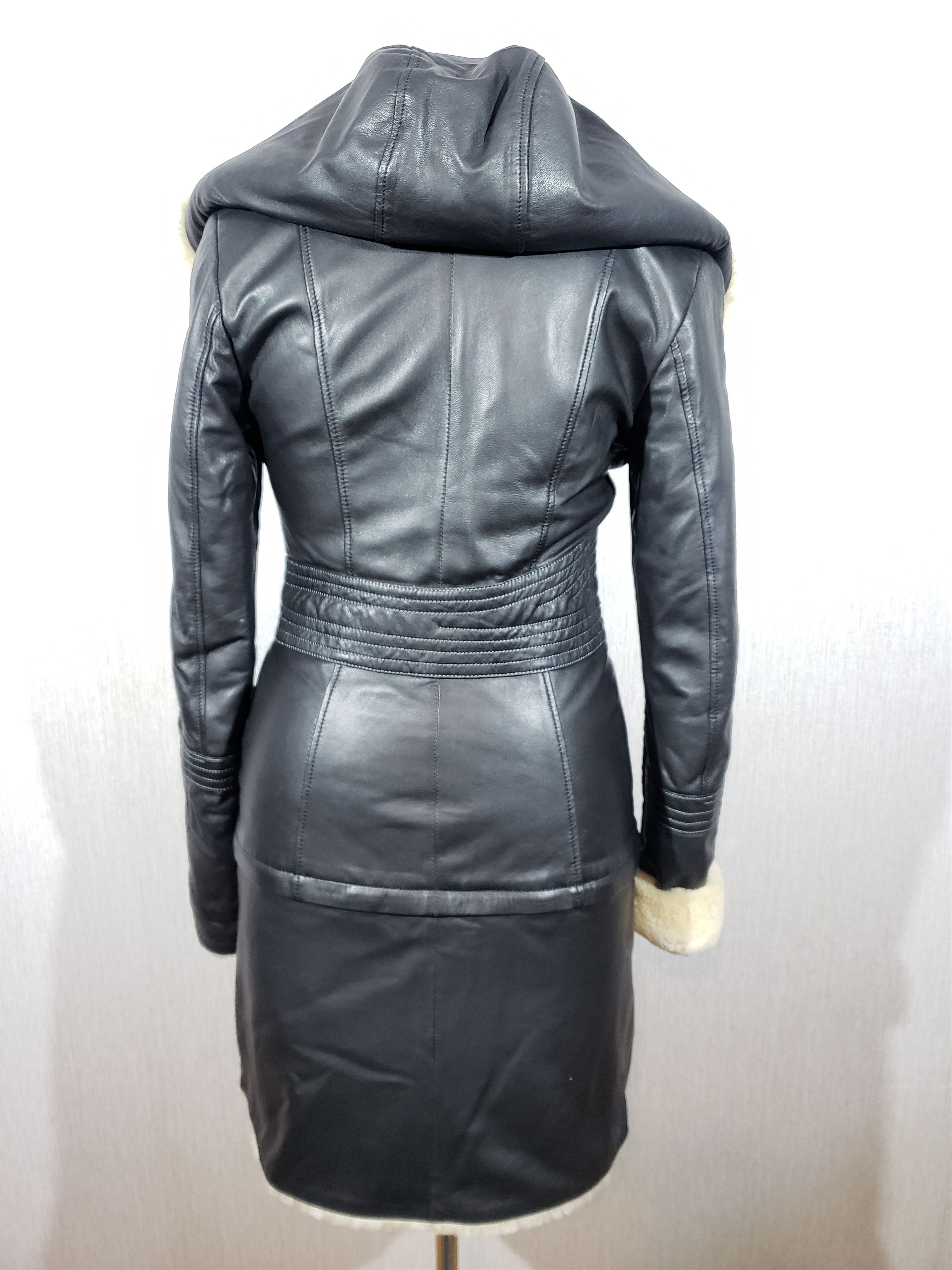 Other Stylish black jacket with a hood and a detachable bottom. Size M / US 6-8 / IT 42-44 - 5 Thumbnail
