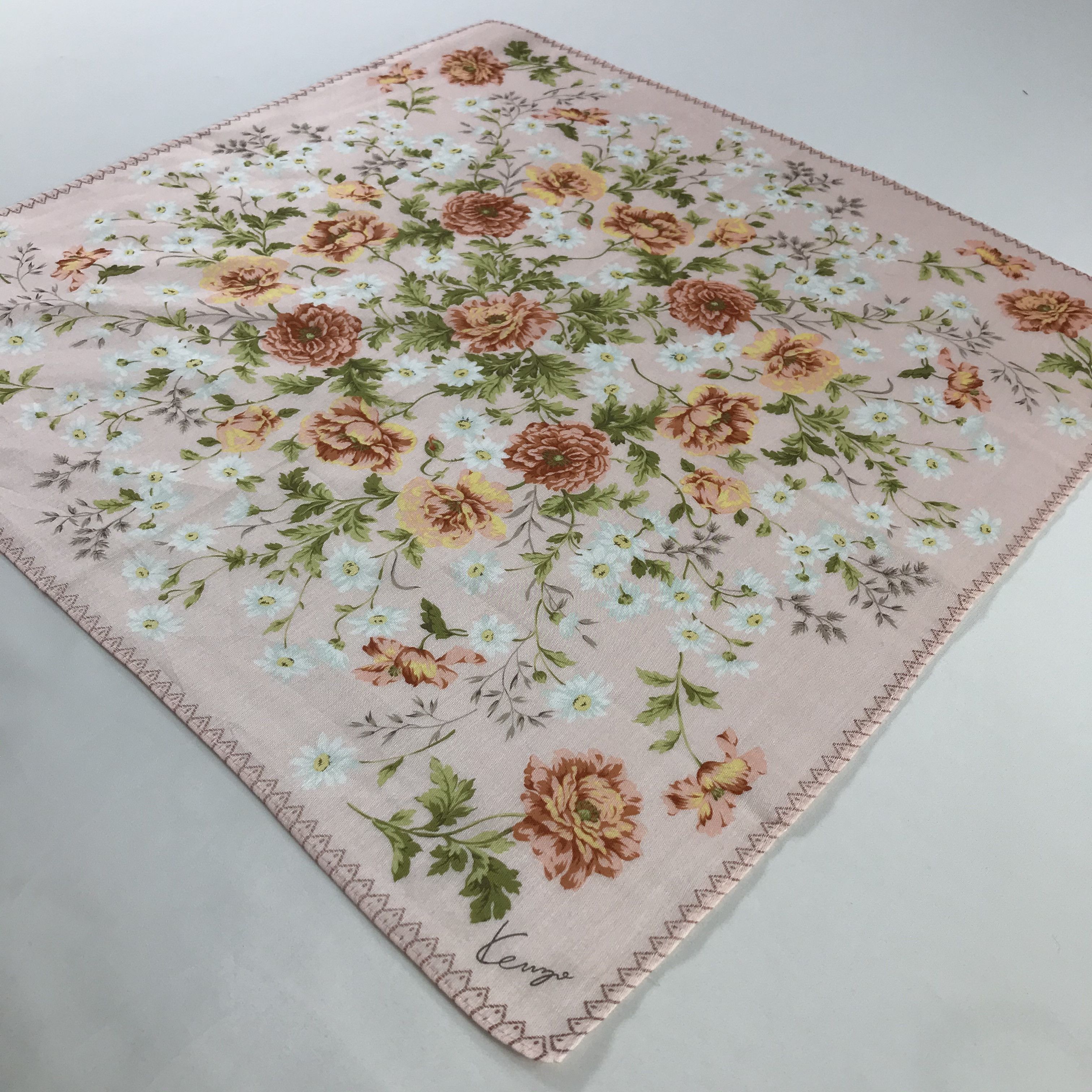 Kenzo × Vintage Kenzo Bandana / Handkerchief / Neckerchief - S711 Size ONE SIZE - 2 Thumbnail