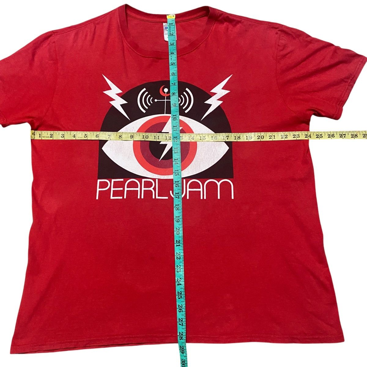 Band Tees Pearl Jam Lightning Bolt Tour 2014 Australia Size US XL / EU 56 / 4 - 11 Thumbnail