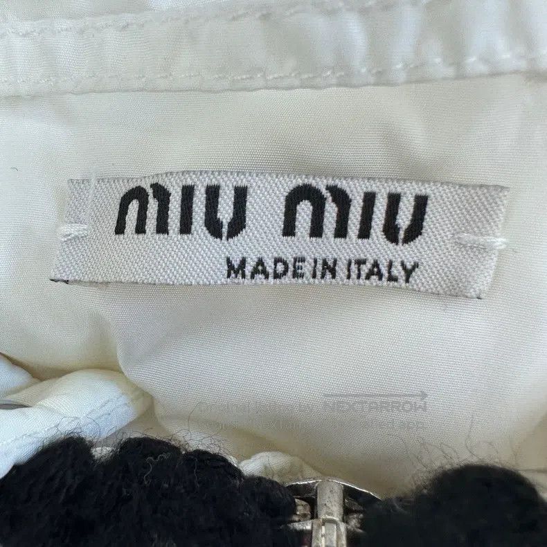 Miu Miu Miu Miu 38 Xiaoxiangfeng white hooded down jacket Size M / US 6-8 / IT 42-44 - 4 Thumbnail