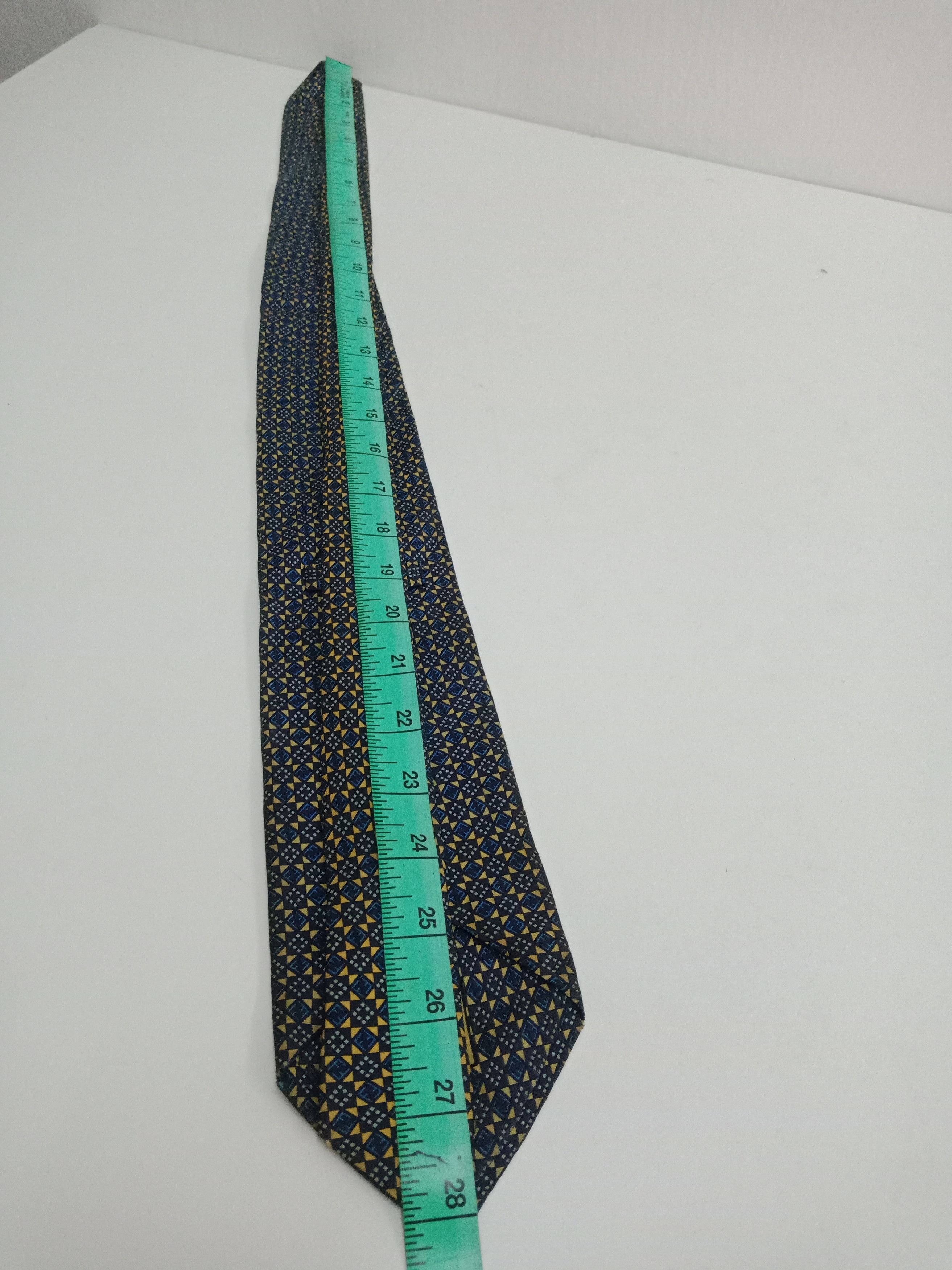 Fendi Fendi Monogram 100% Silk Made in Italy Size ONE SIZE - 5 Thumbnail