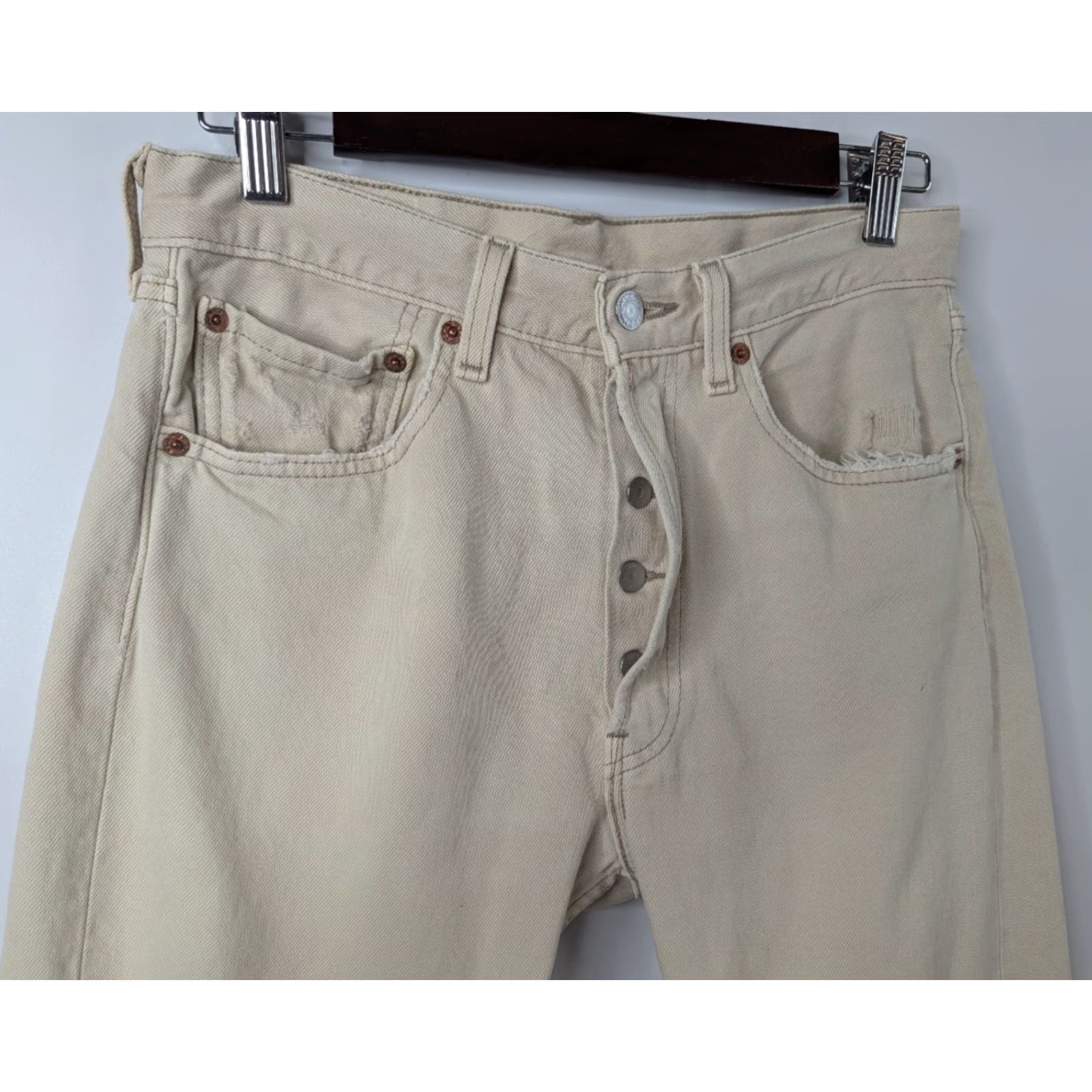 Levi's VINTAGE Levi's 501 Jeans Mens 31x30 Cream Beige Distress Denim Button Fly USA Size US 31 - 2 Thumbnail